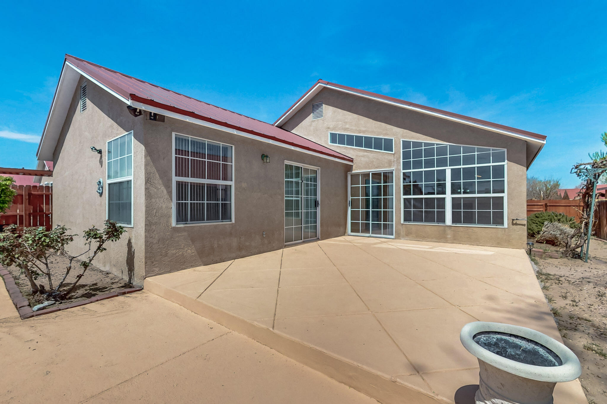 5912 GRAN QUIVIRA Road NW