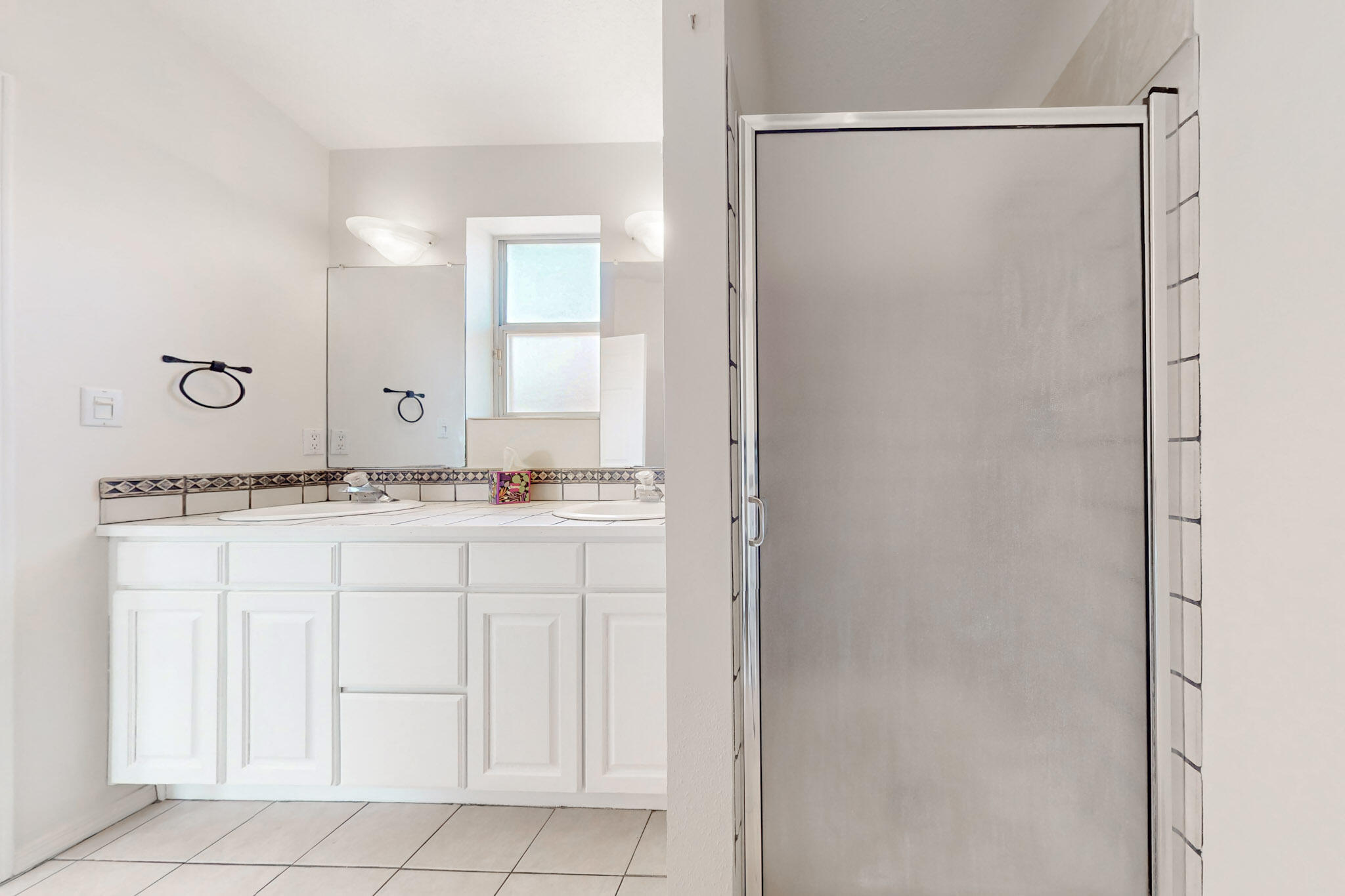 5912 GRAN QUIVIRA Road NW