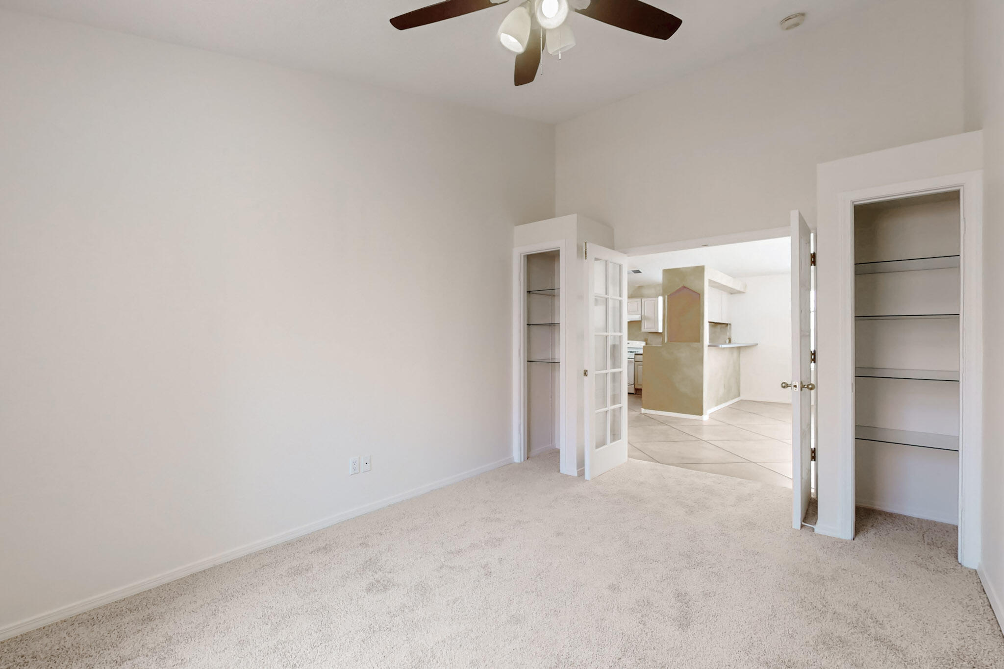 5912 GRAN QUIVIRA Road NW