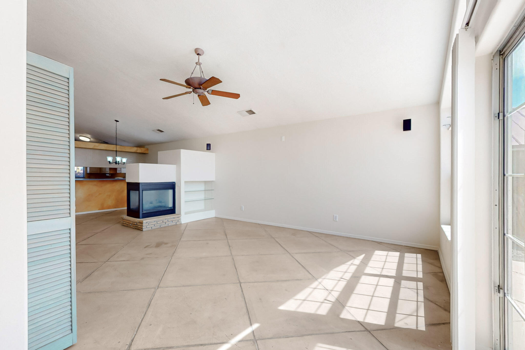 5912 GRAN QUIVIRA Road NW