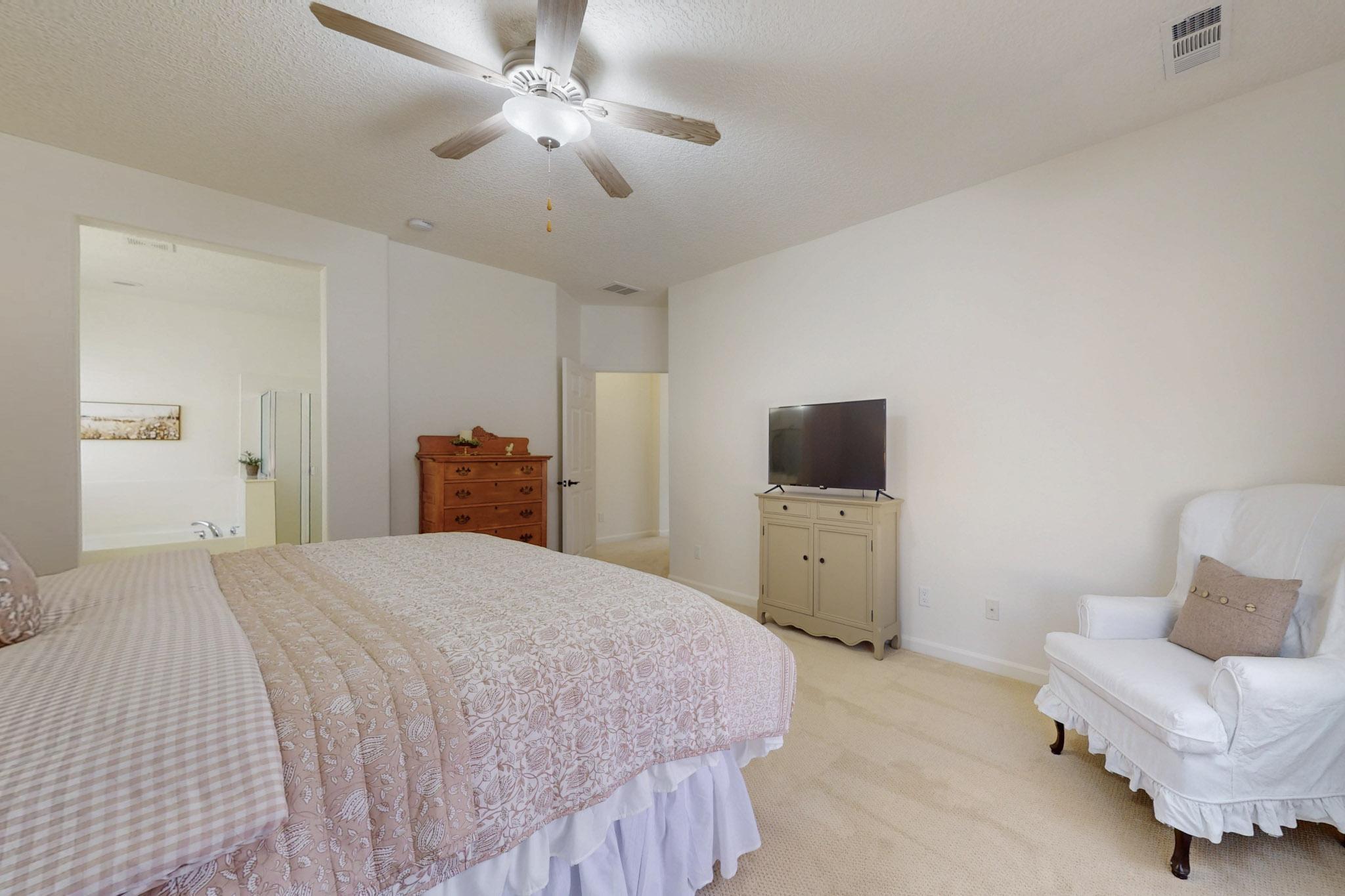 416 PASEO VISTA Loop NE