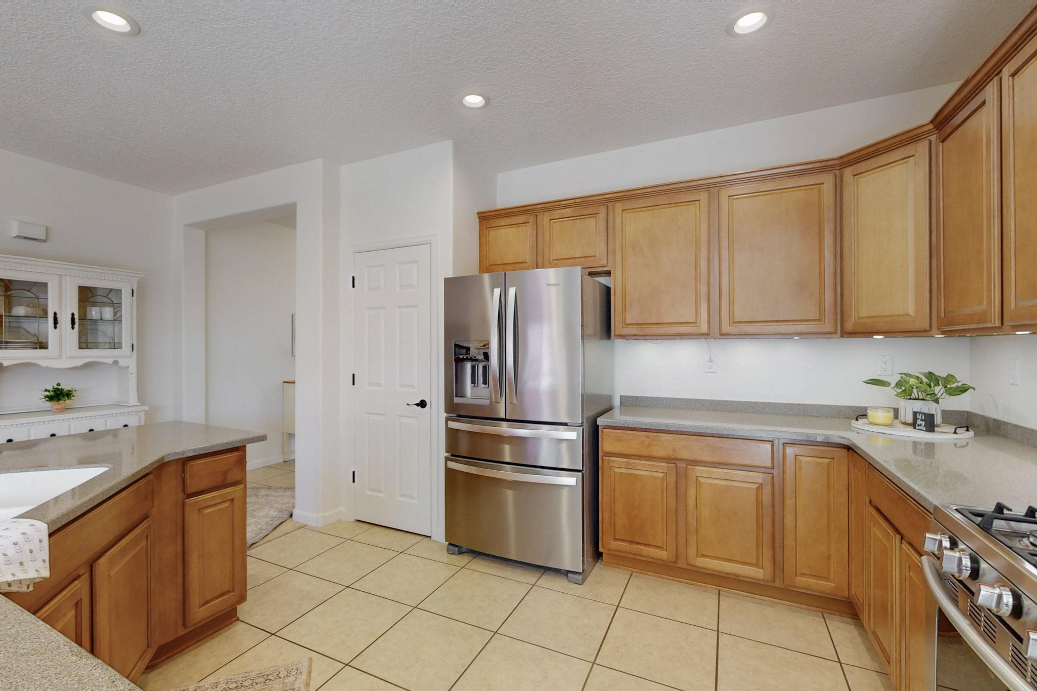 416 PASEO VISTA Loop NE