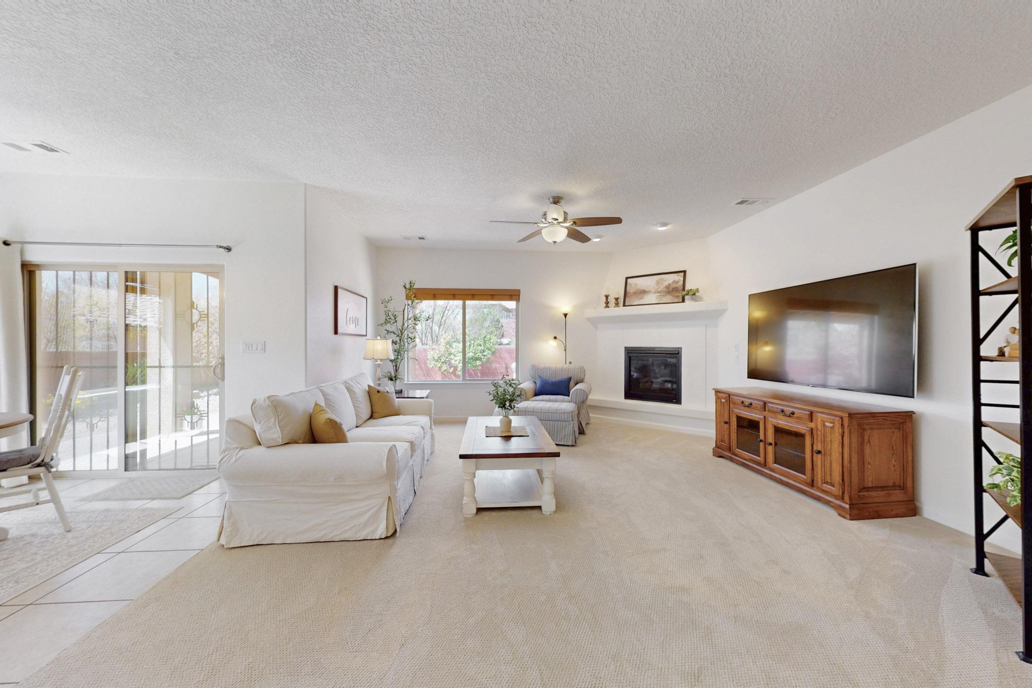 416 PASEO VISTA Loop NE