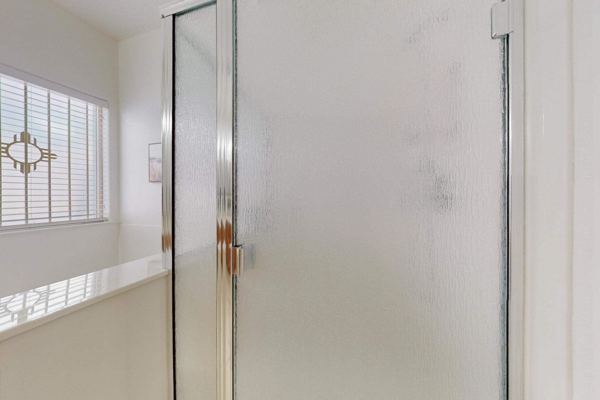 416 PASEO VISTA Loop NE