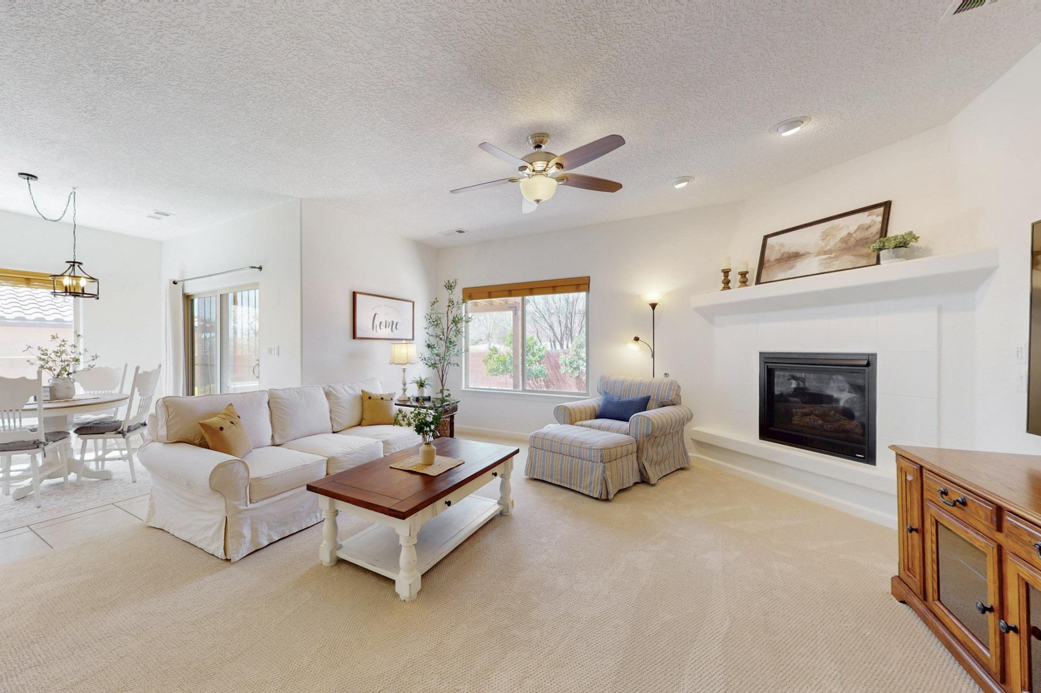 416 PASEO VISTA Loop NE