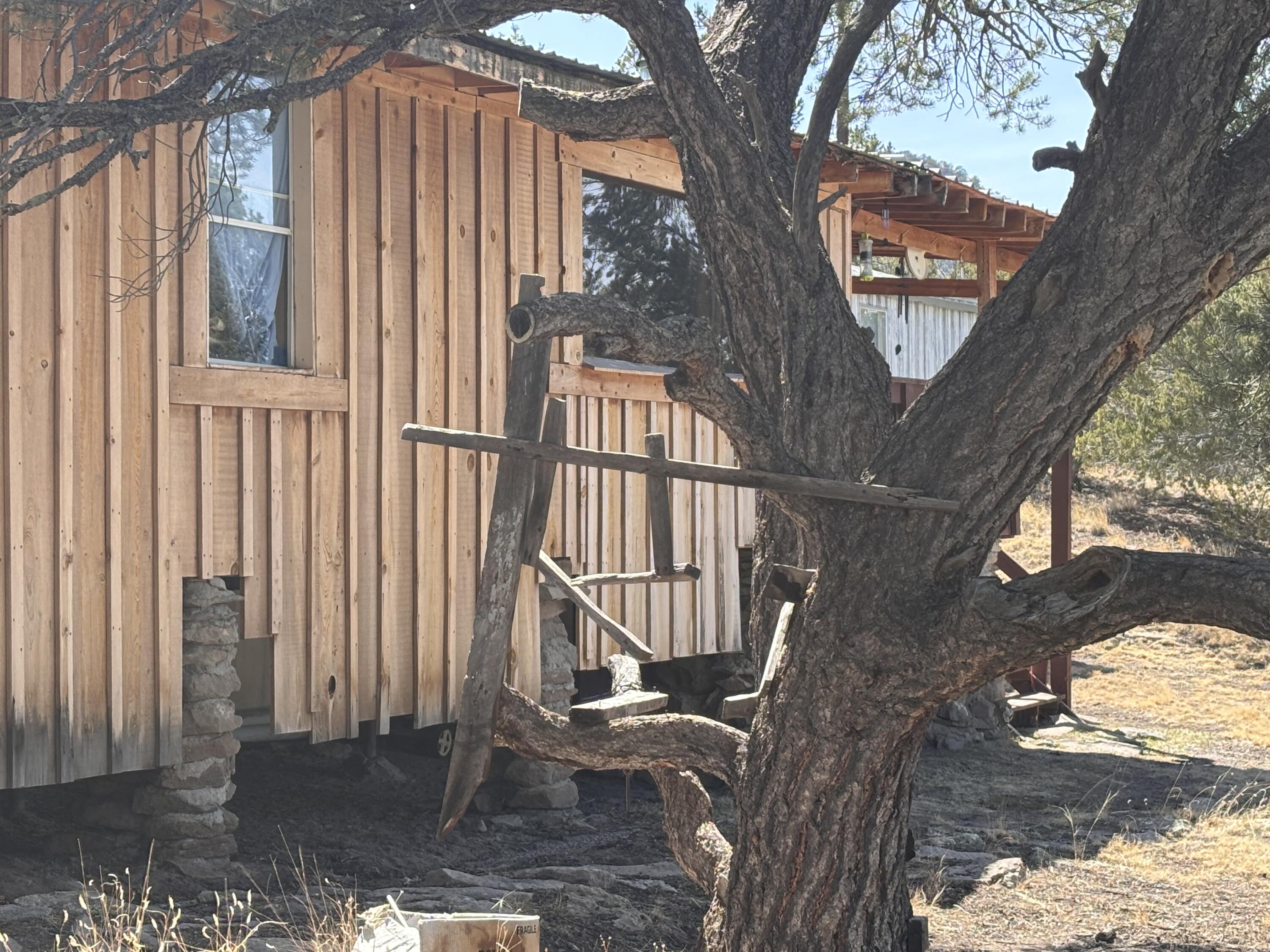 233 Turquoise Trail