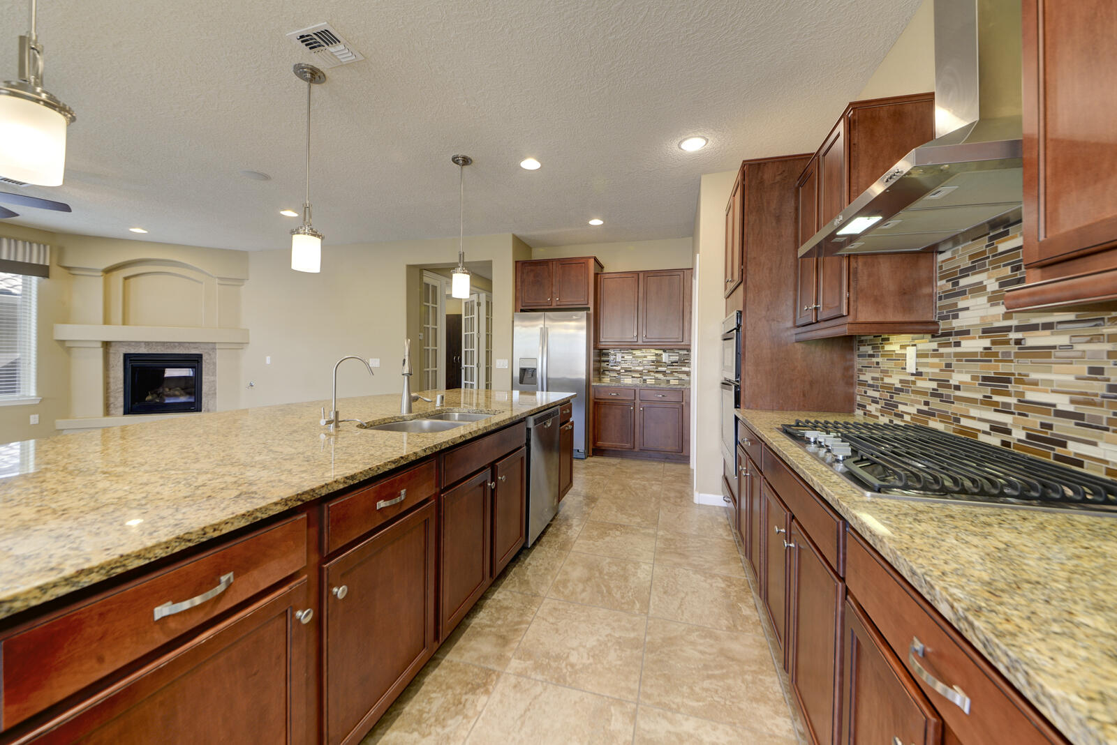 2115 CAVE CREEK Lane NW