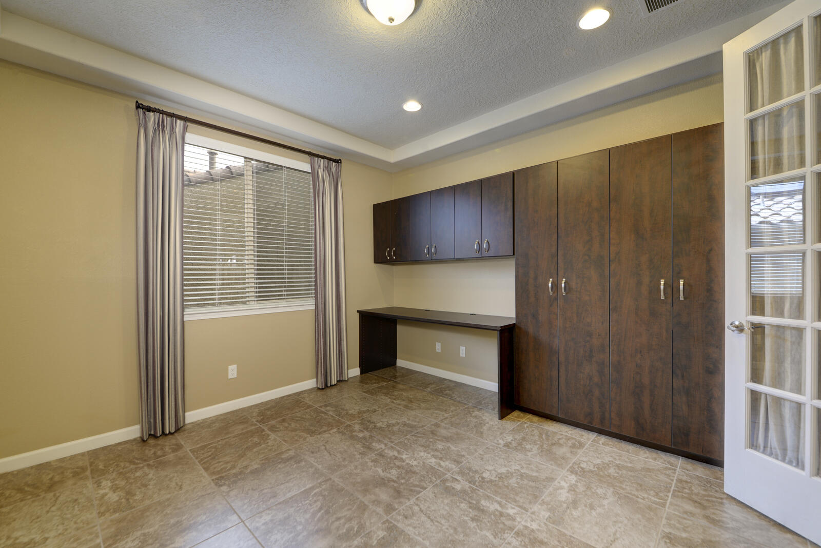 2115 CAVE CREEK Lane NW