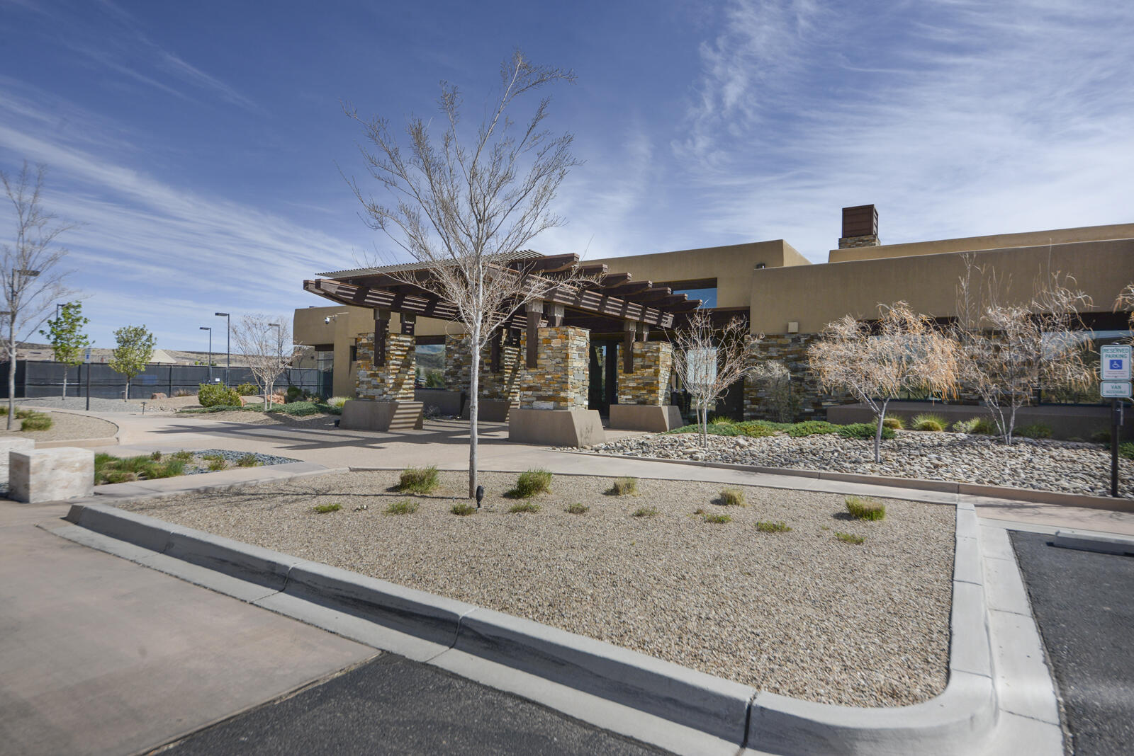 2115 CAVE CREEK Lane NW