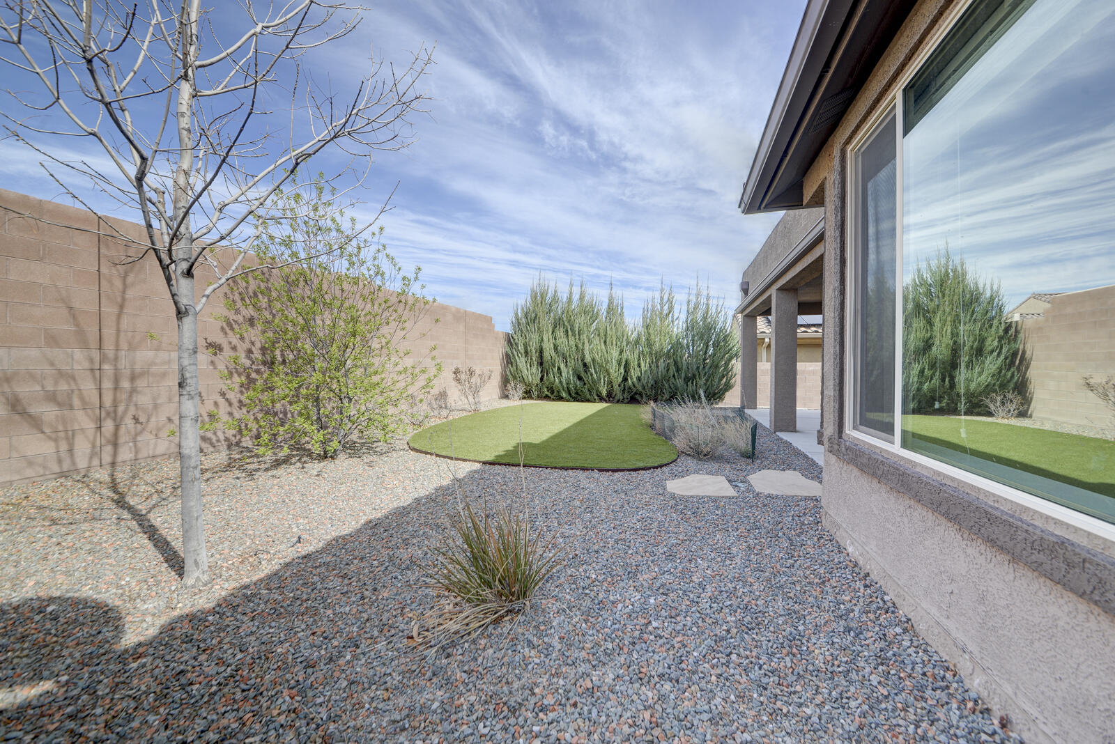 2115 CAVE CREEK Lane NW