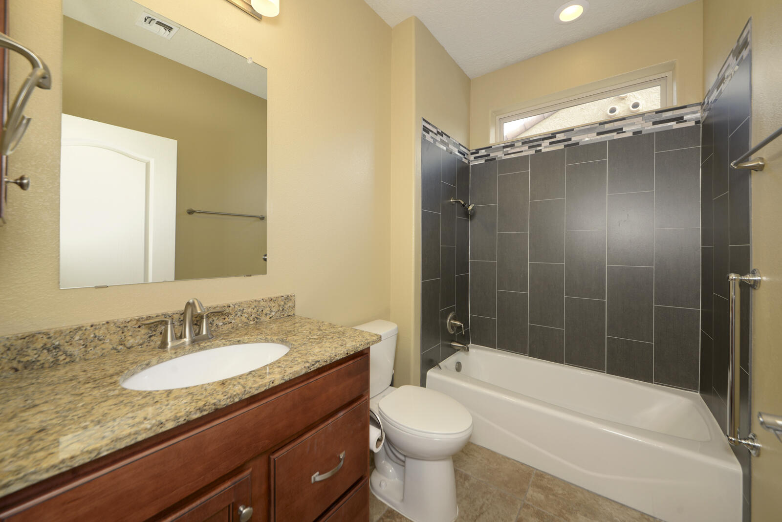 2115 CAVE CREEK Lane NW