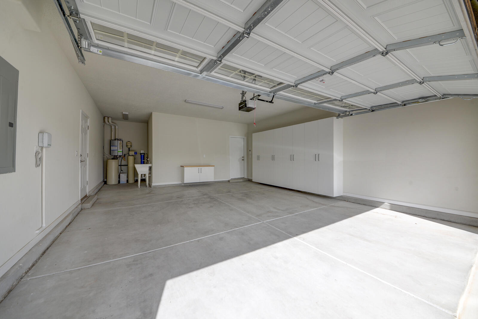 2115 CAVE CREEK Lane NW