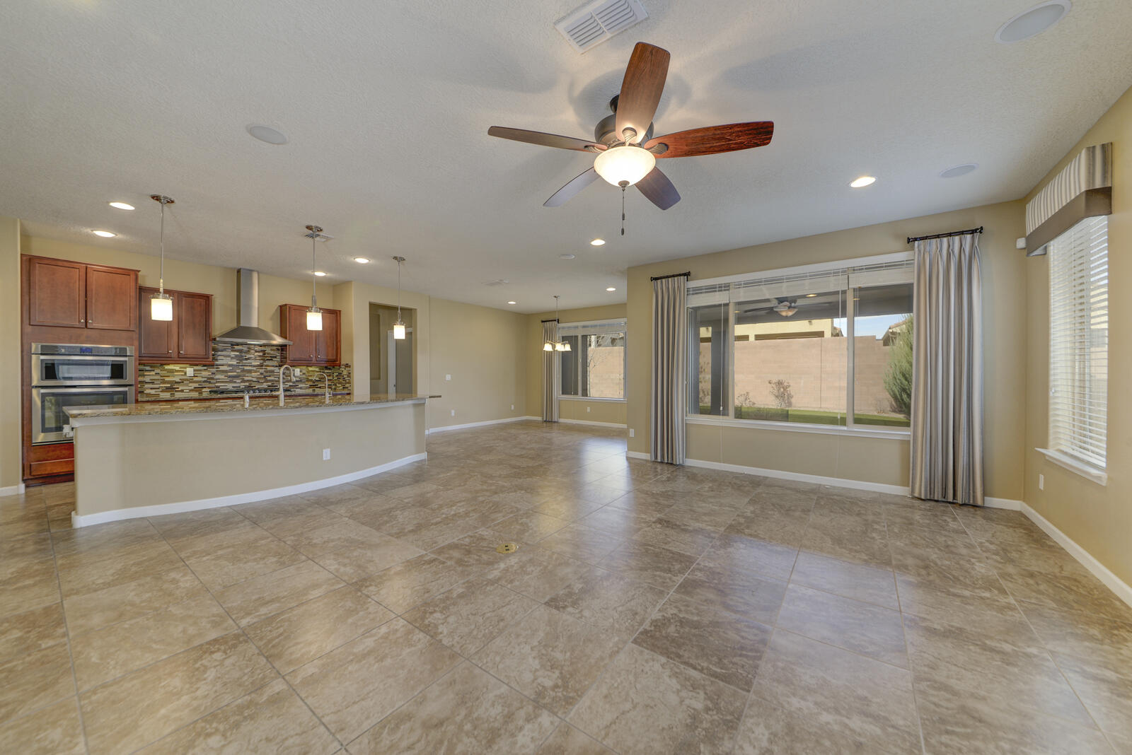 2115 CAVE CREEK Lane NW