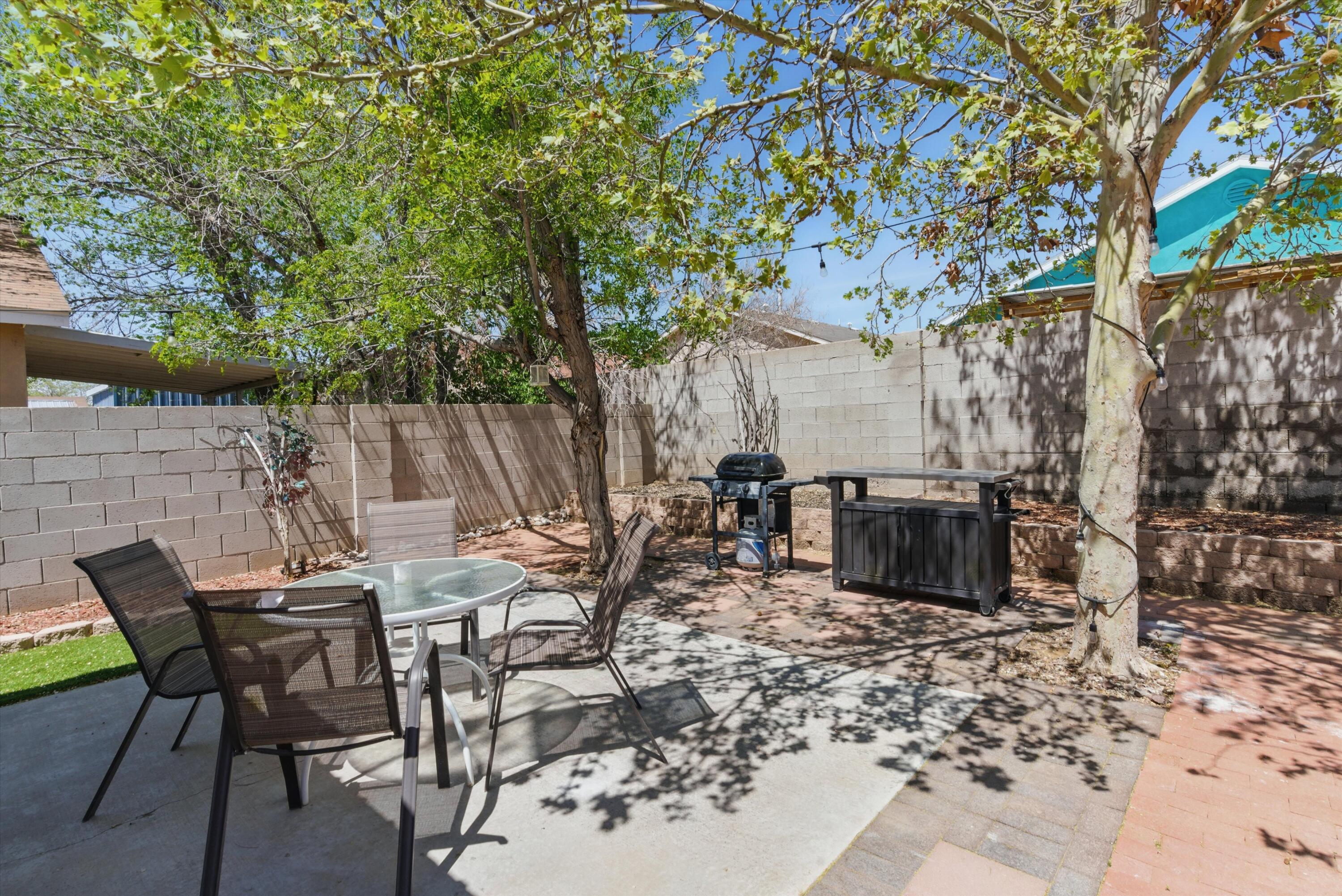 7405 BLUE AVENA Avenue SW
