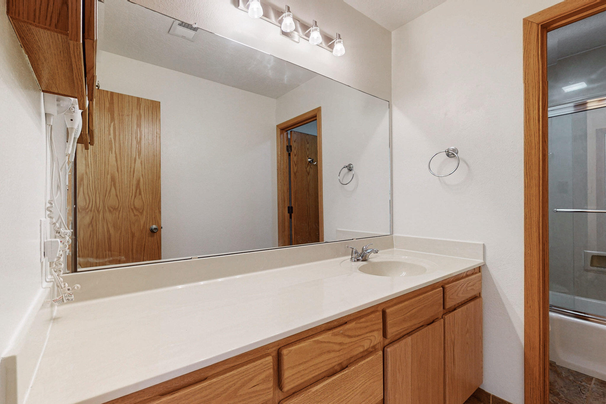 8021 Ruidoso Court NE