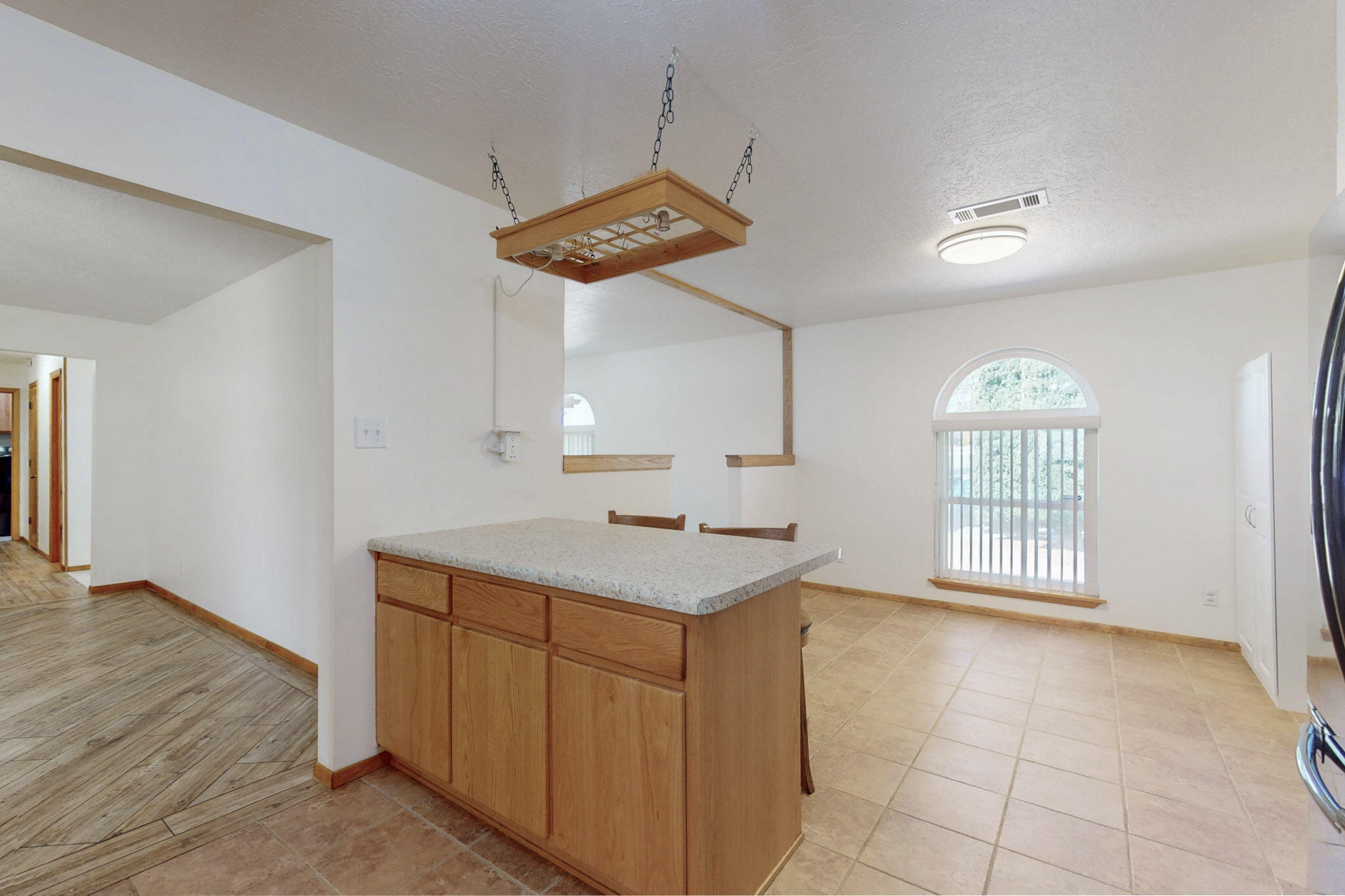 8021 Ruidoso Court NE