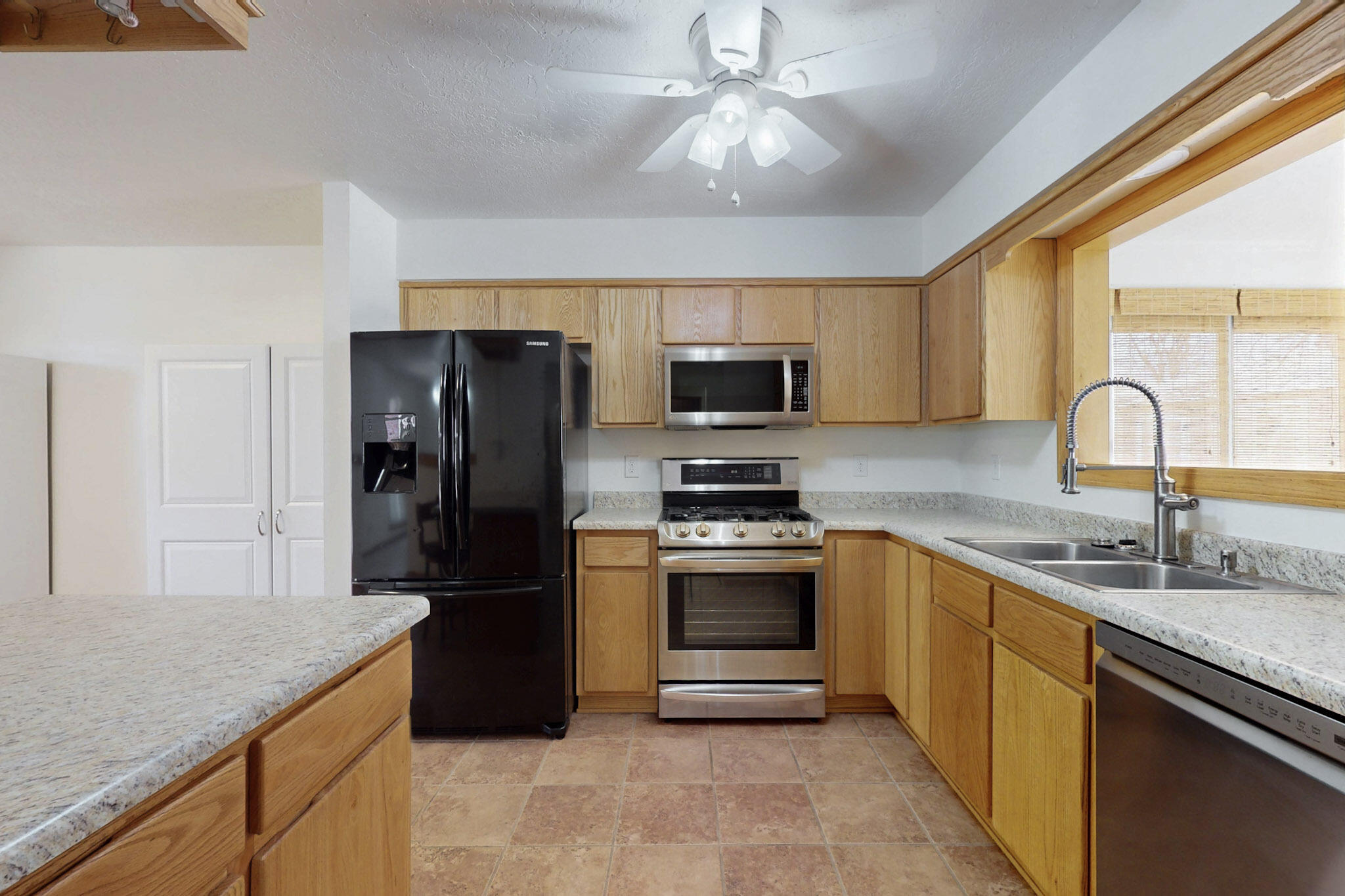 8021 Ruidoso Court NE