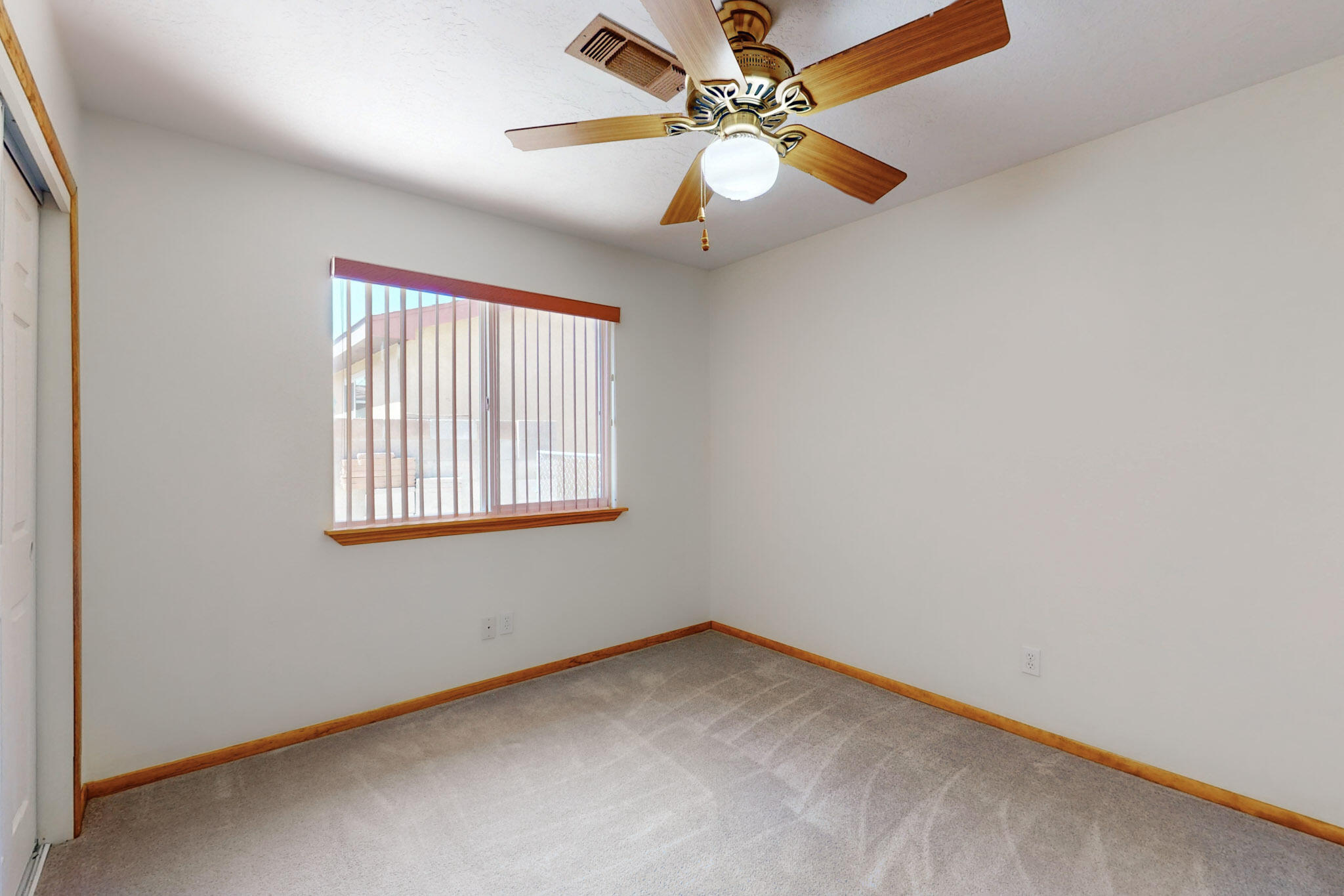 8021 Ruidoso Court NE