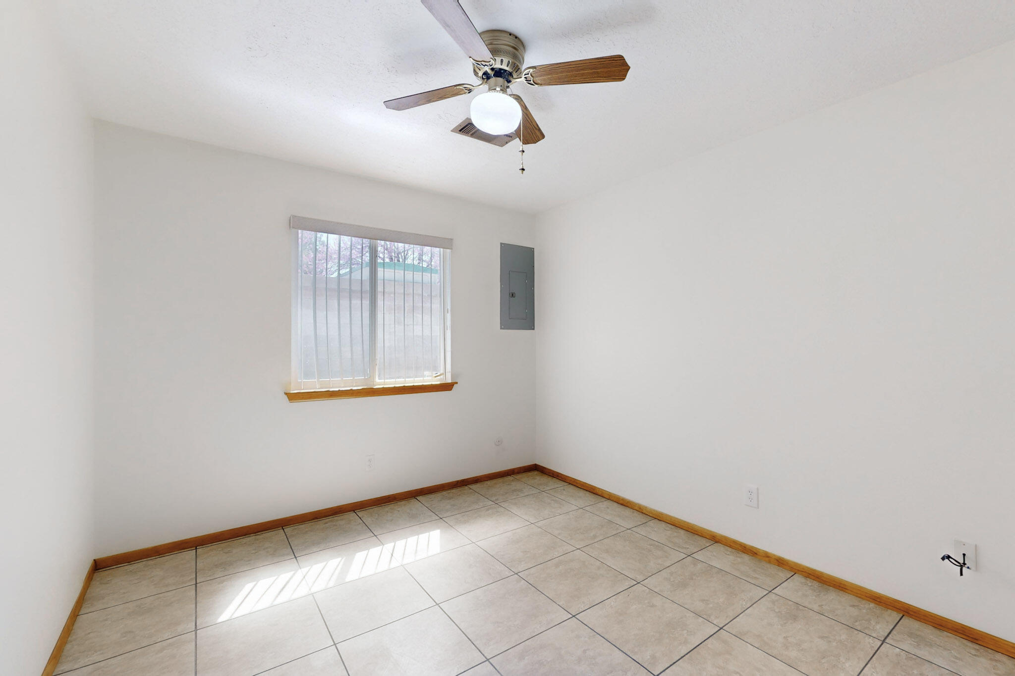 8021 Ruidoso Court NE