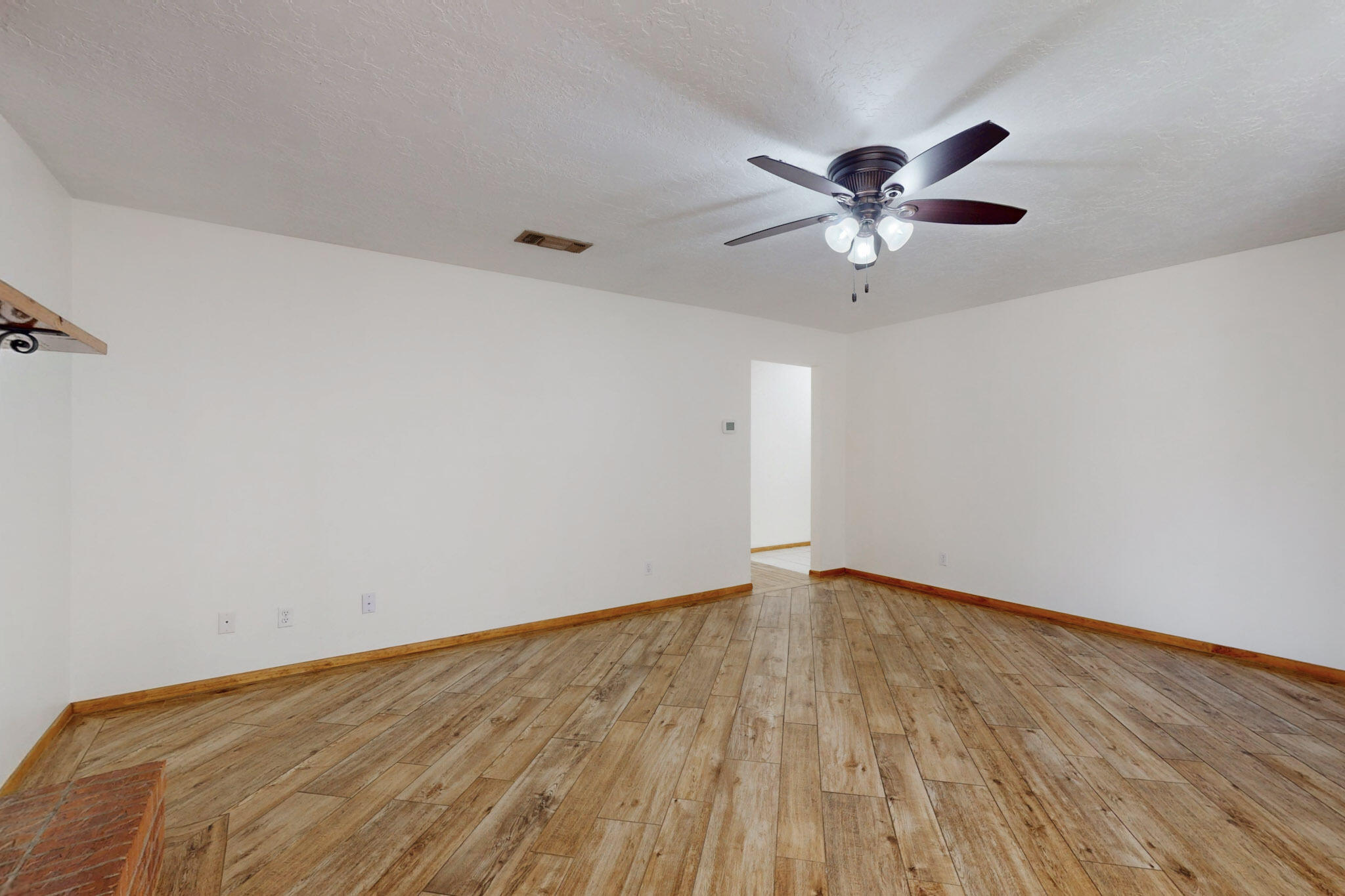 8021 Ruidoso Court NE