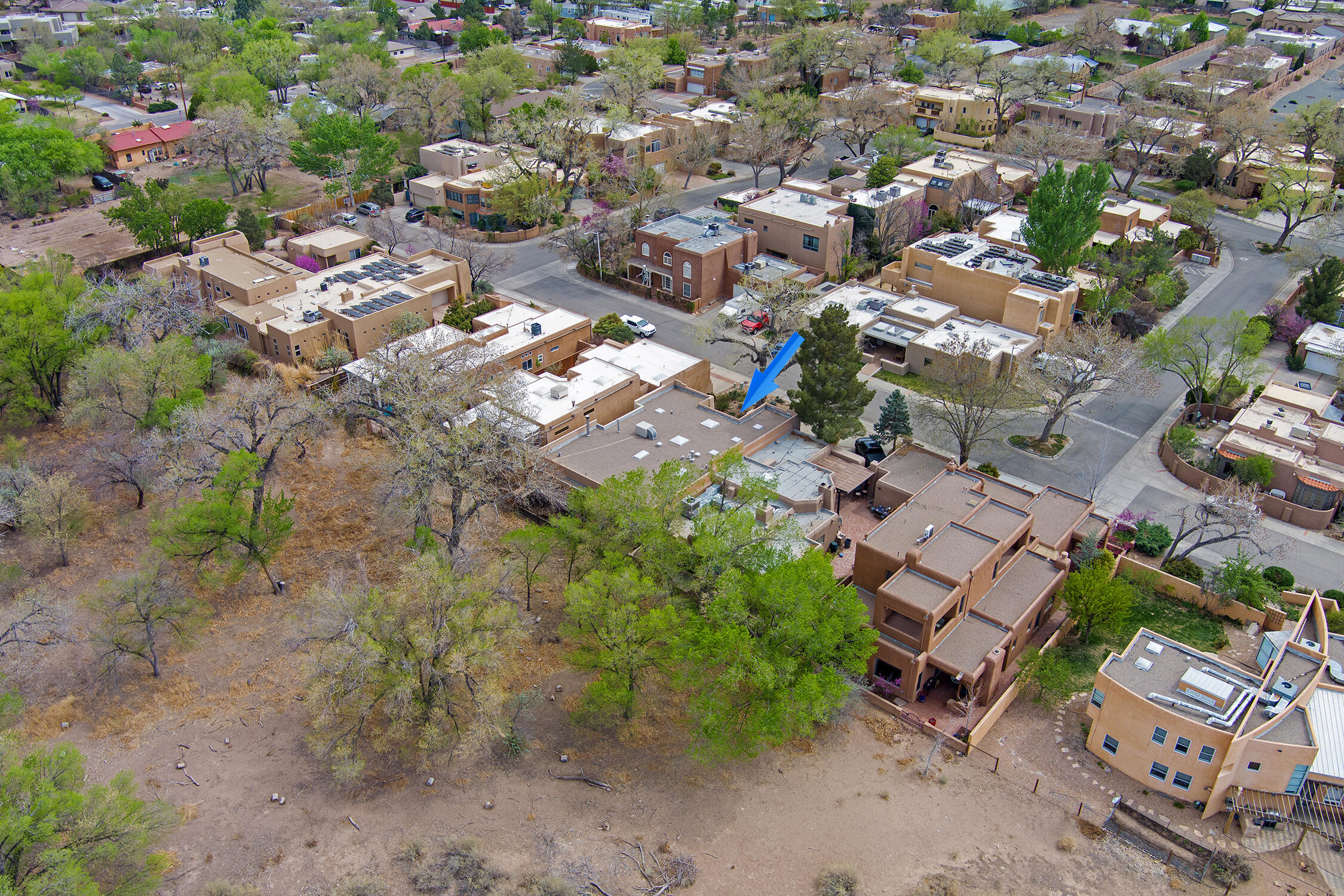 3017 CALLE DEL BOSQUE NW