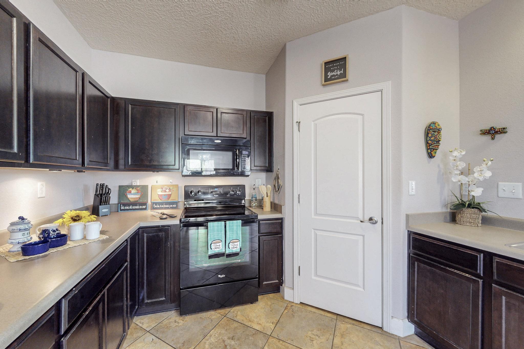 10809 CRISSY FIELD Way NE