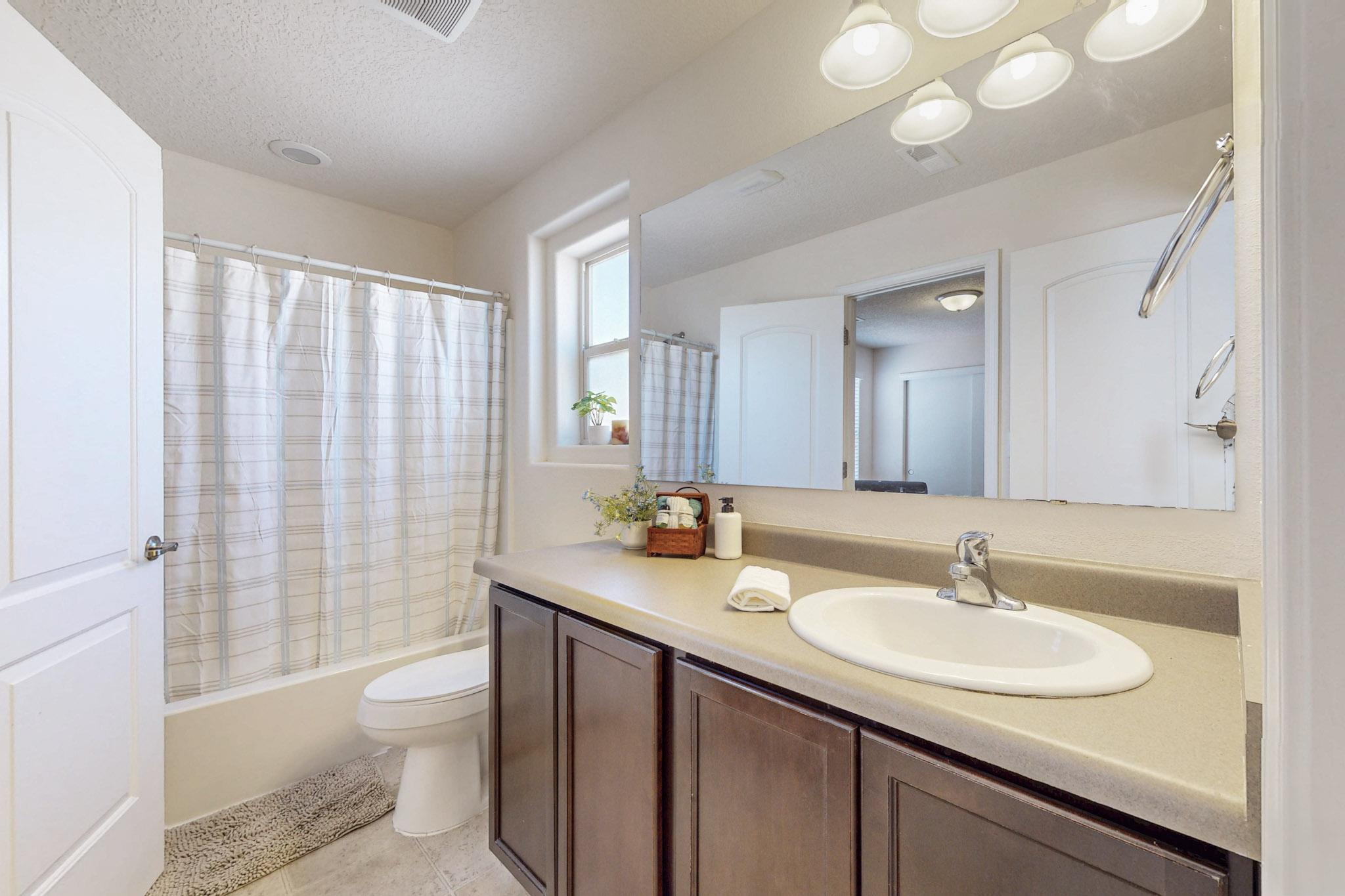 10809 CRISSY FIELD Way NE