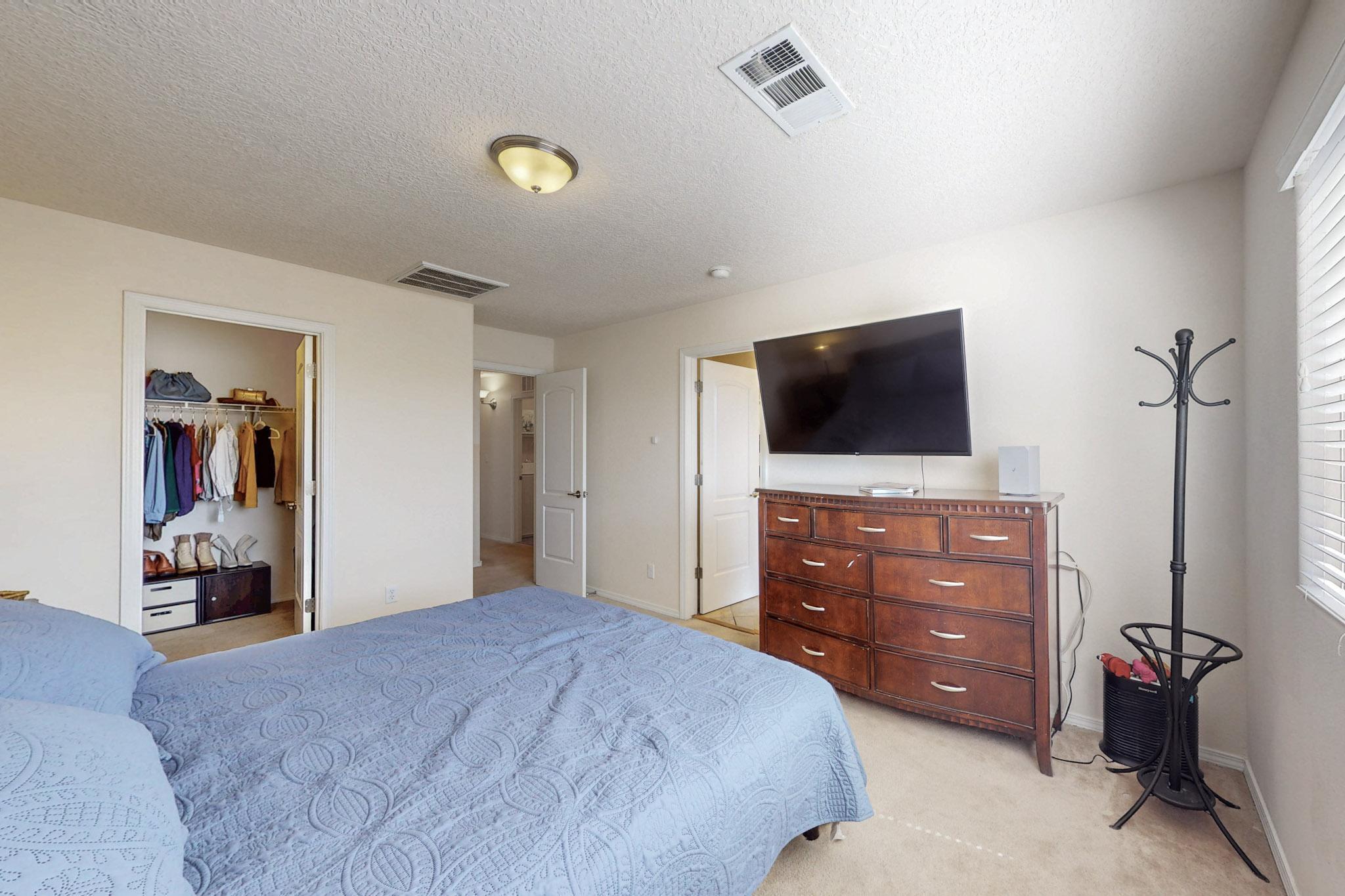 10809 CRISSY FIELD Way NE