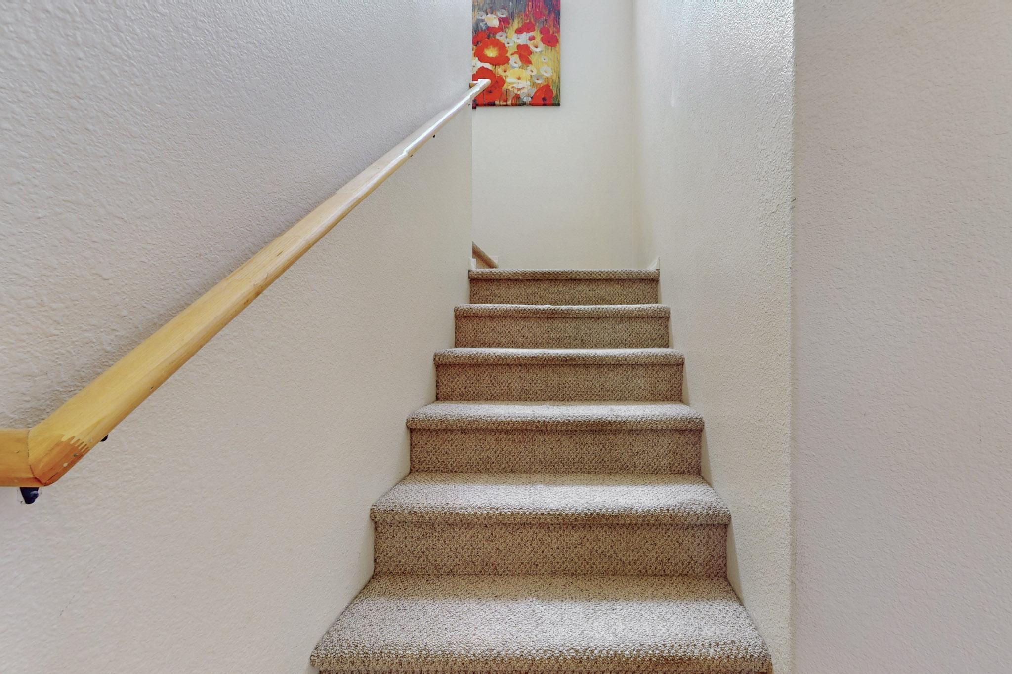 1037 CLEAR CREEK Court