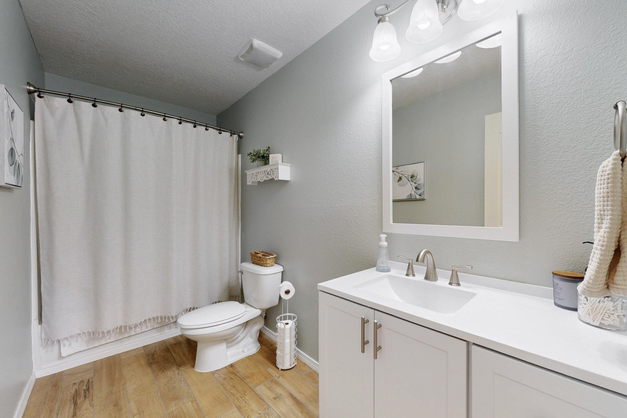 1037 CLEAR CREEK Court