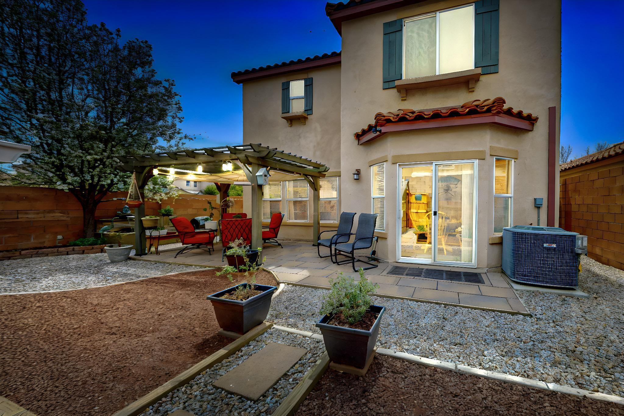 1037 CLEAR CREEK Court