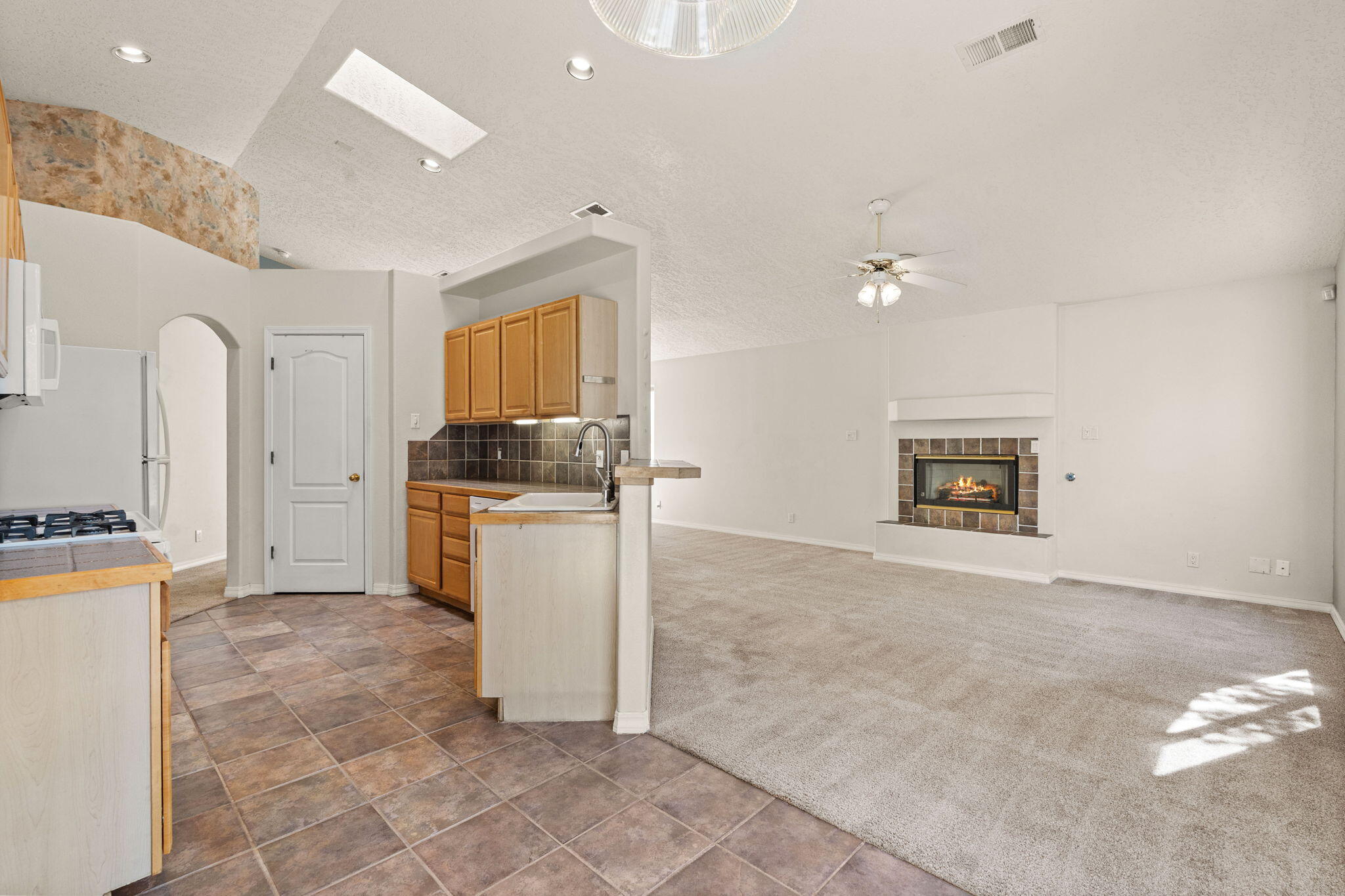 275 CHAPARRAL Loop SE