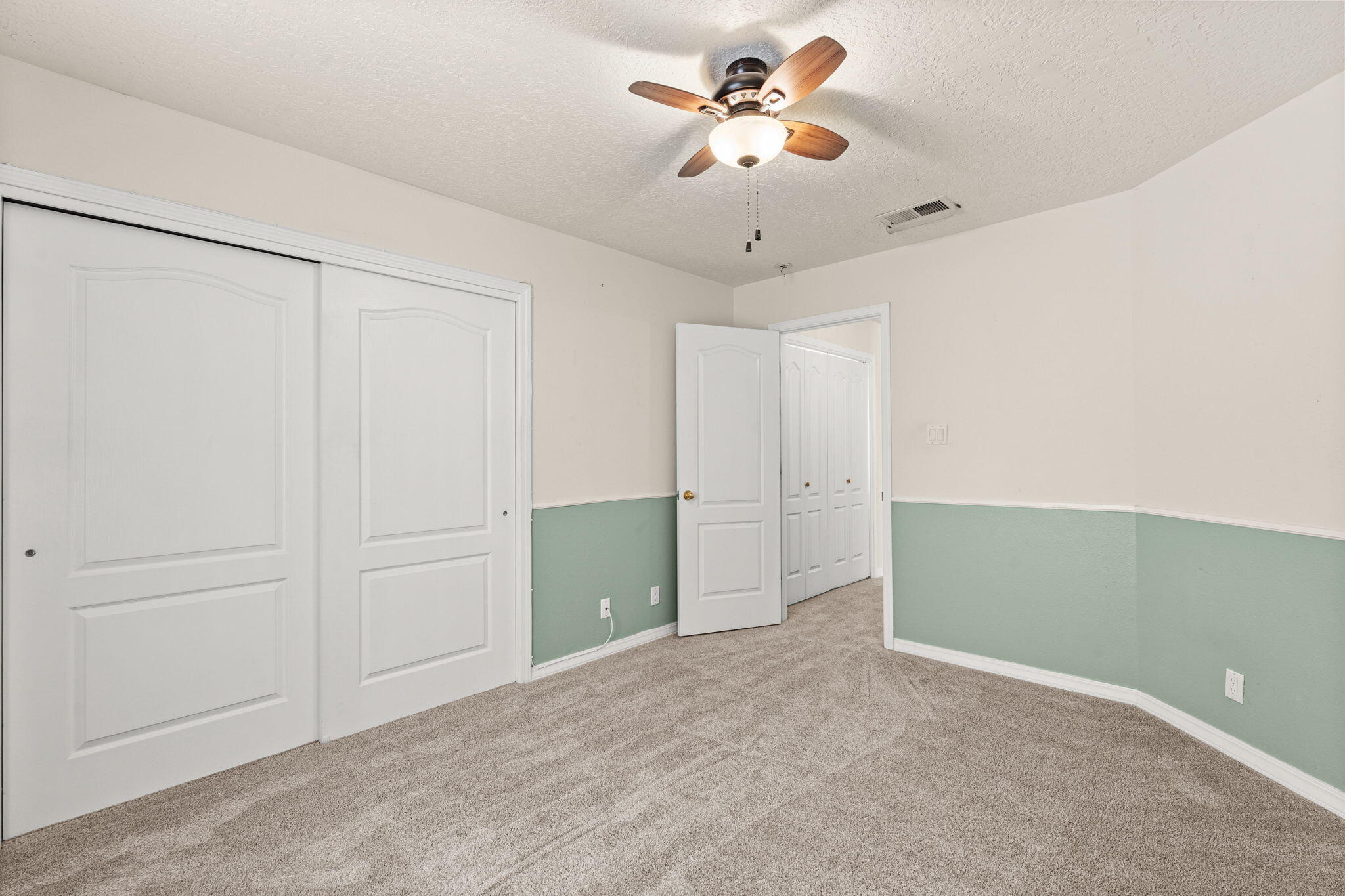 275 CHAPARRAL Loop SE