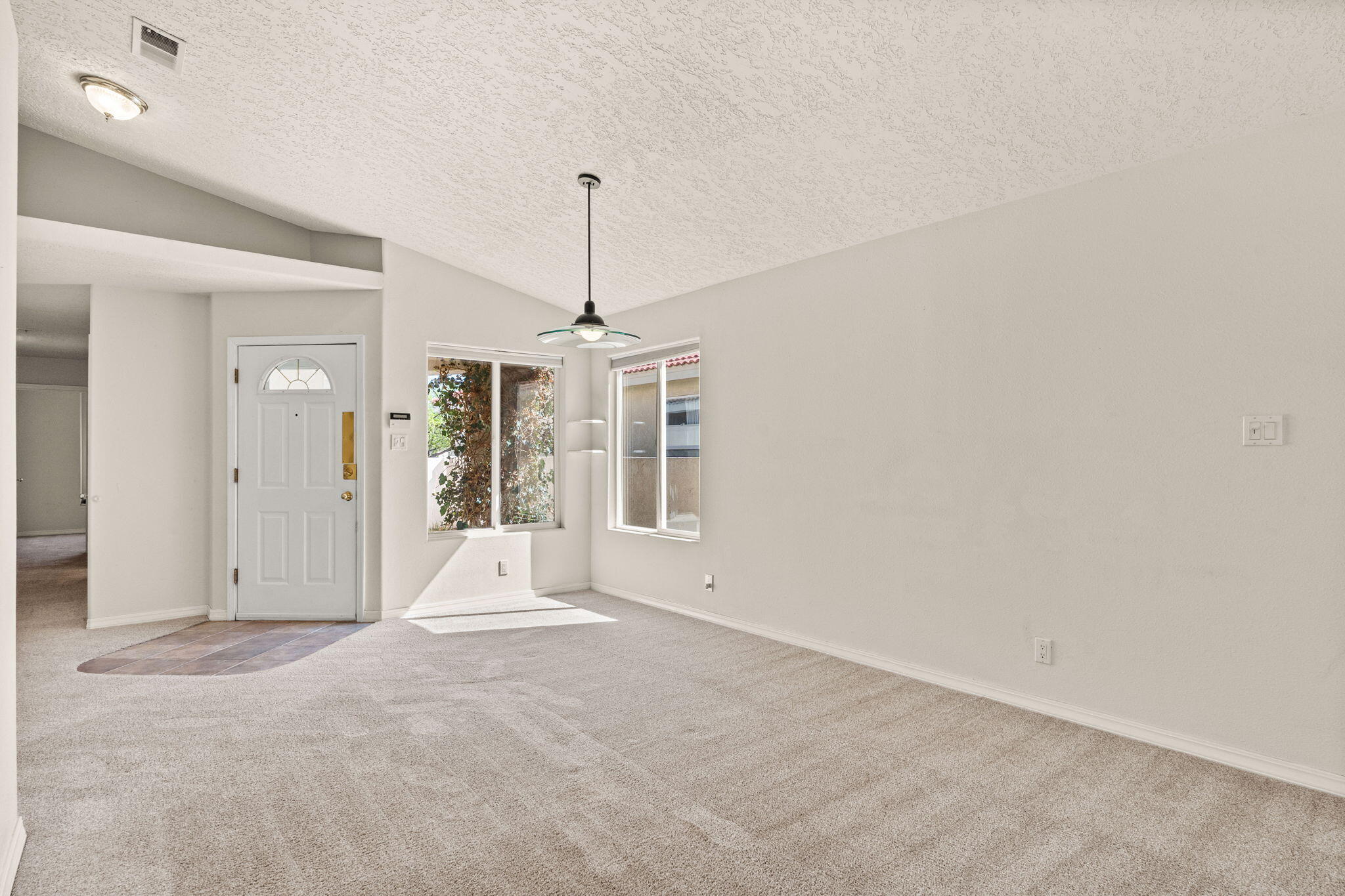 275 CHAPARRAL Loop SE