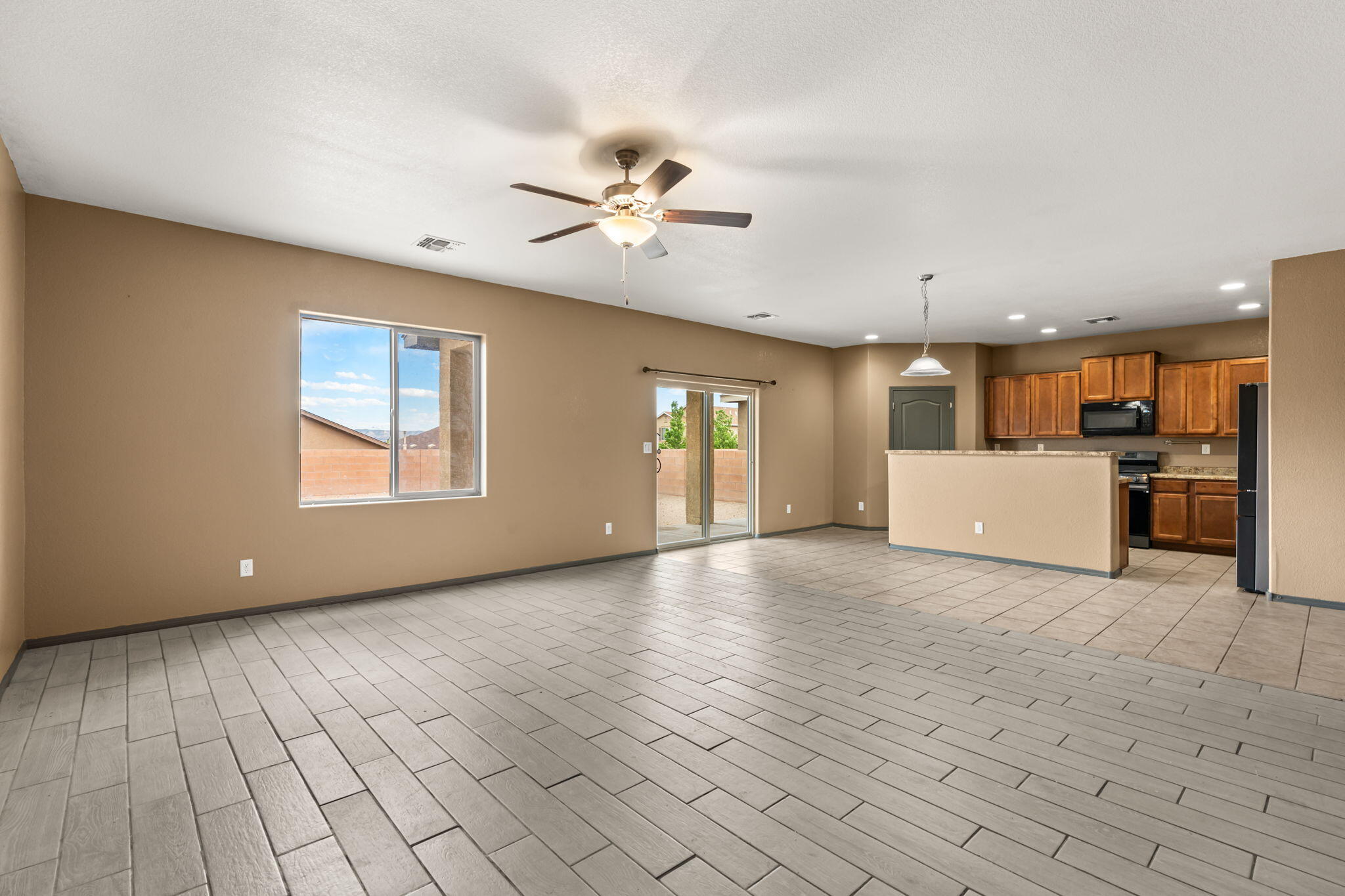 3016 PAUZA Drive SW
