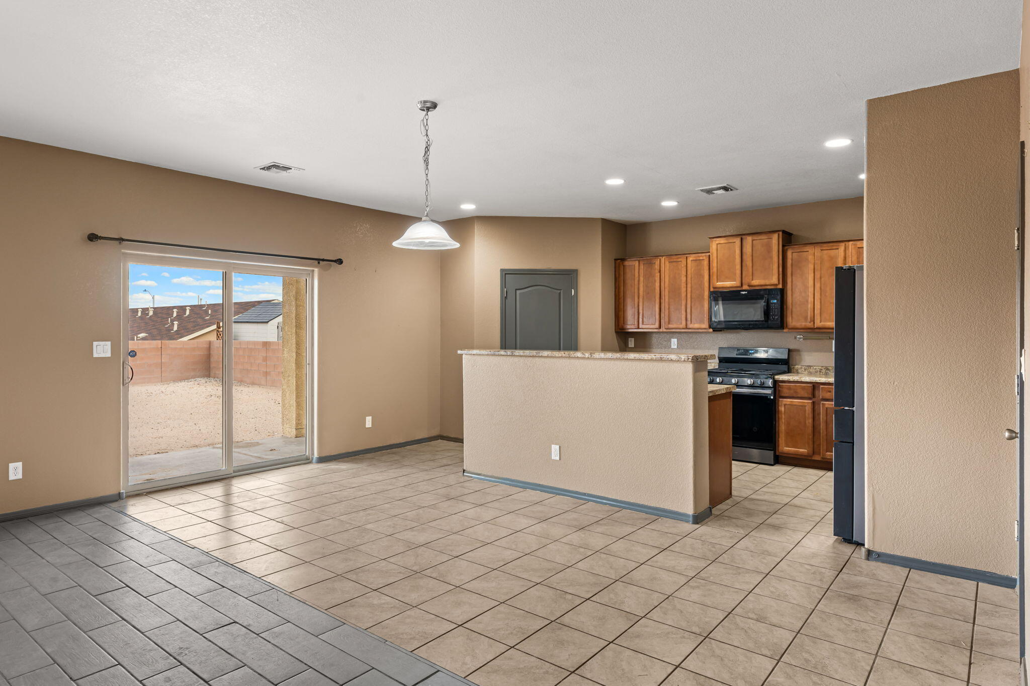 3016 PAUZA Drive SW