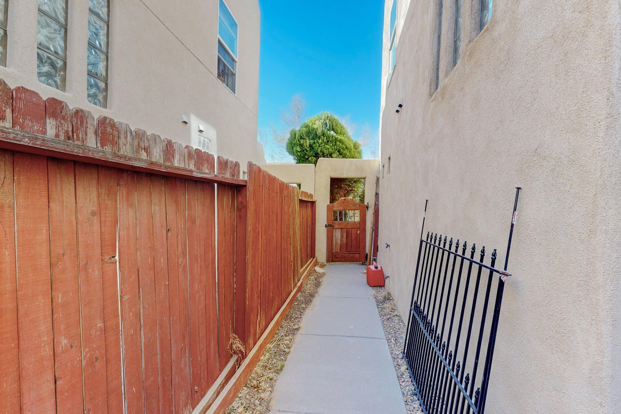 5219 CHRIS Court NW