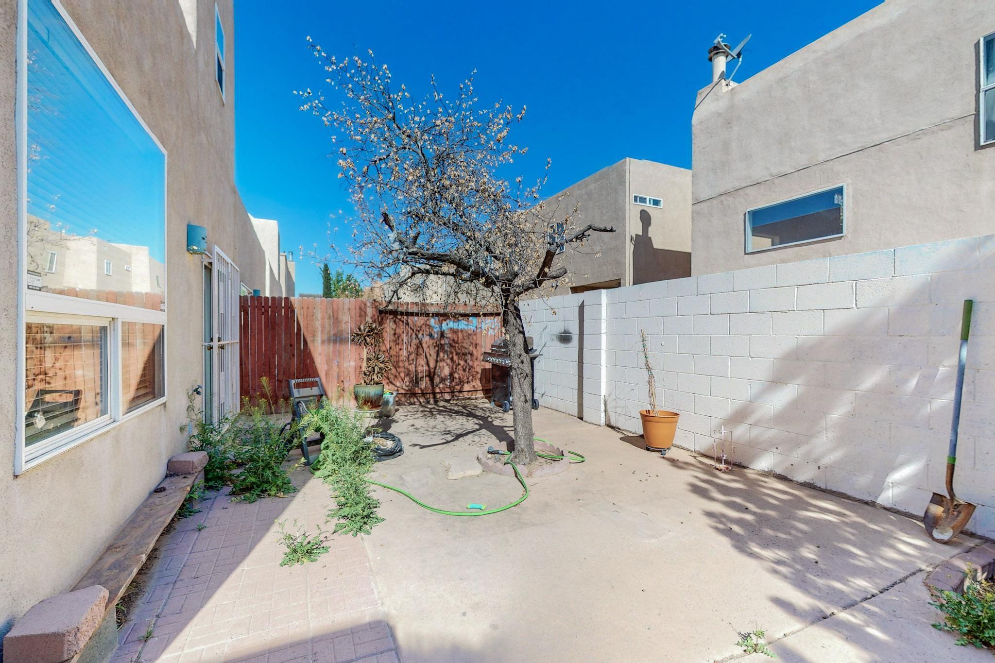 5219 CHRIS Court NW