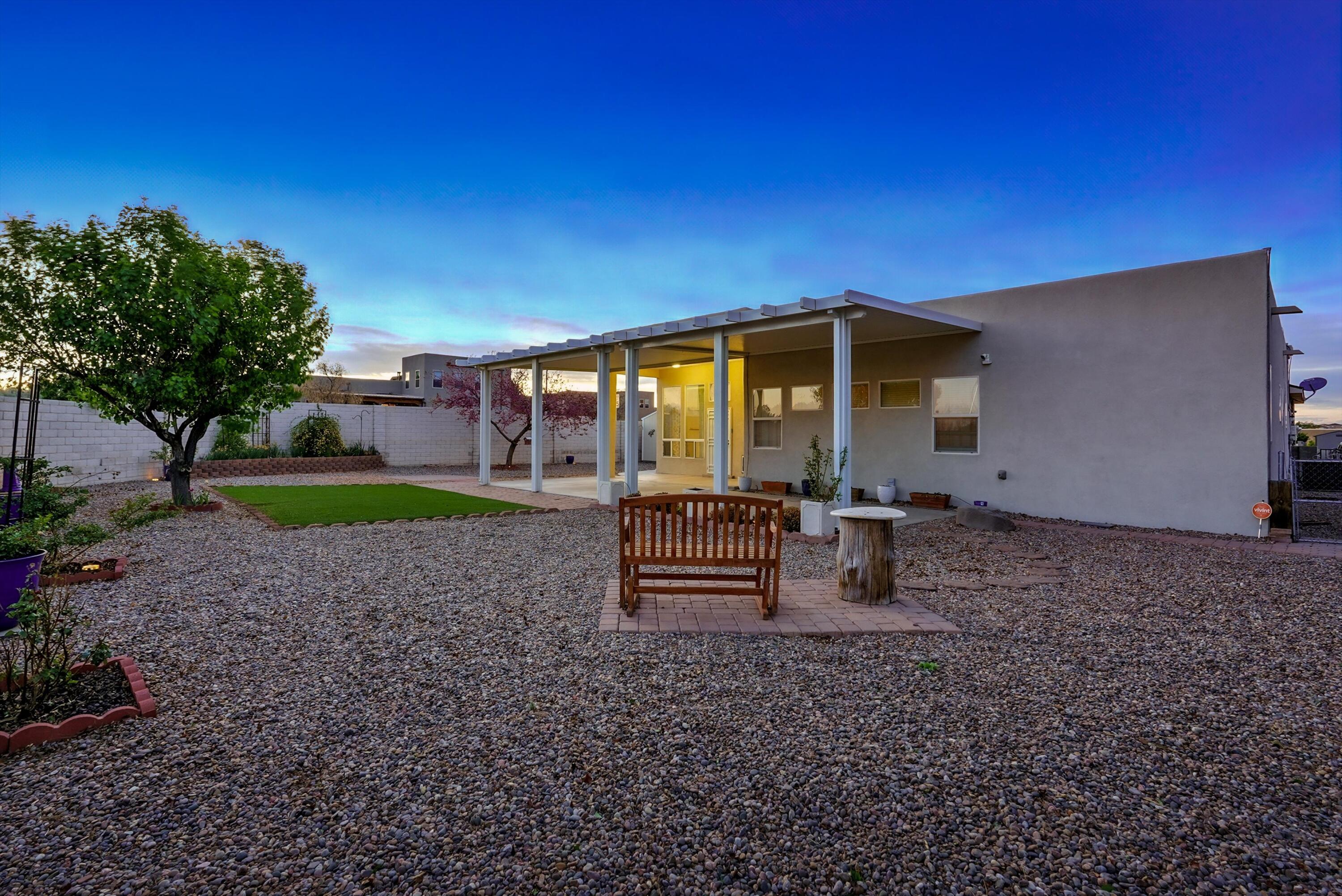 4952 NIGHT HAWK Drive NE