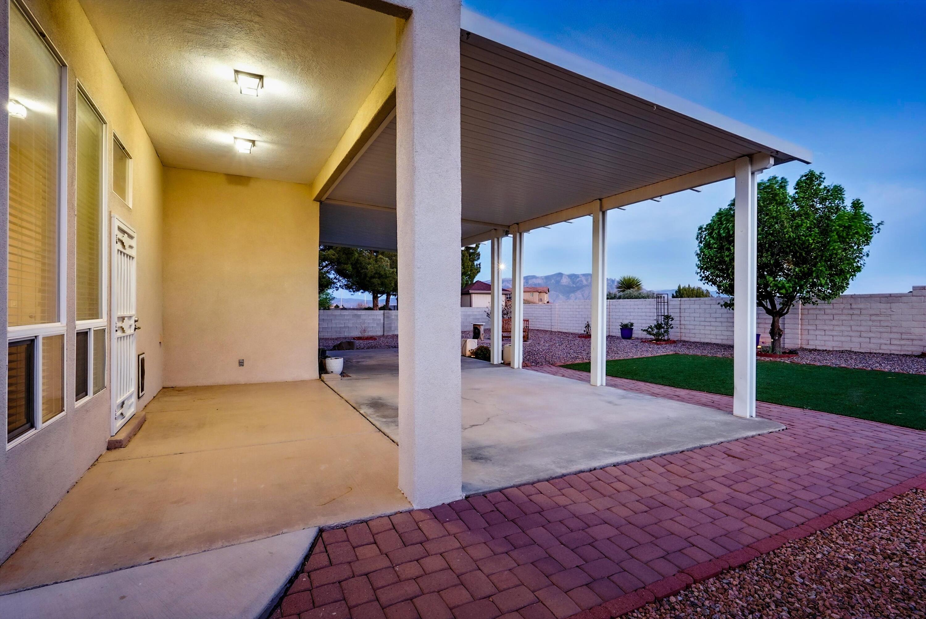 4952 NIGHT HAWK Drive NE