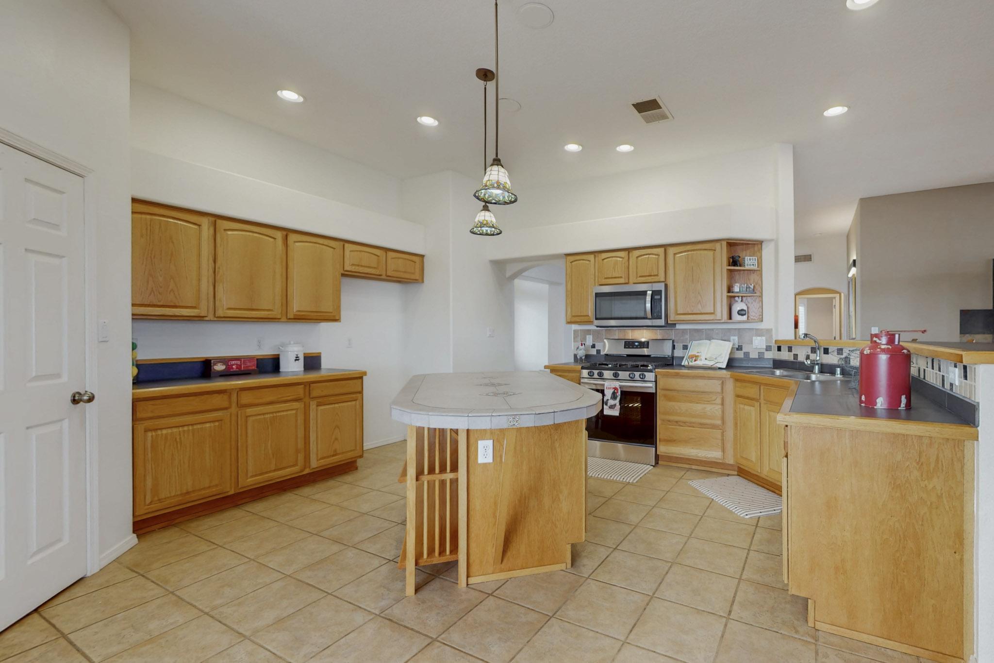 2608 BAYOU Road NE