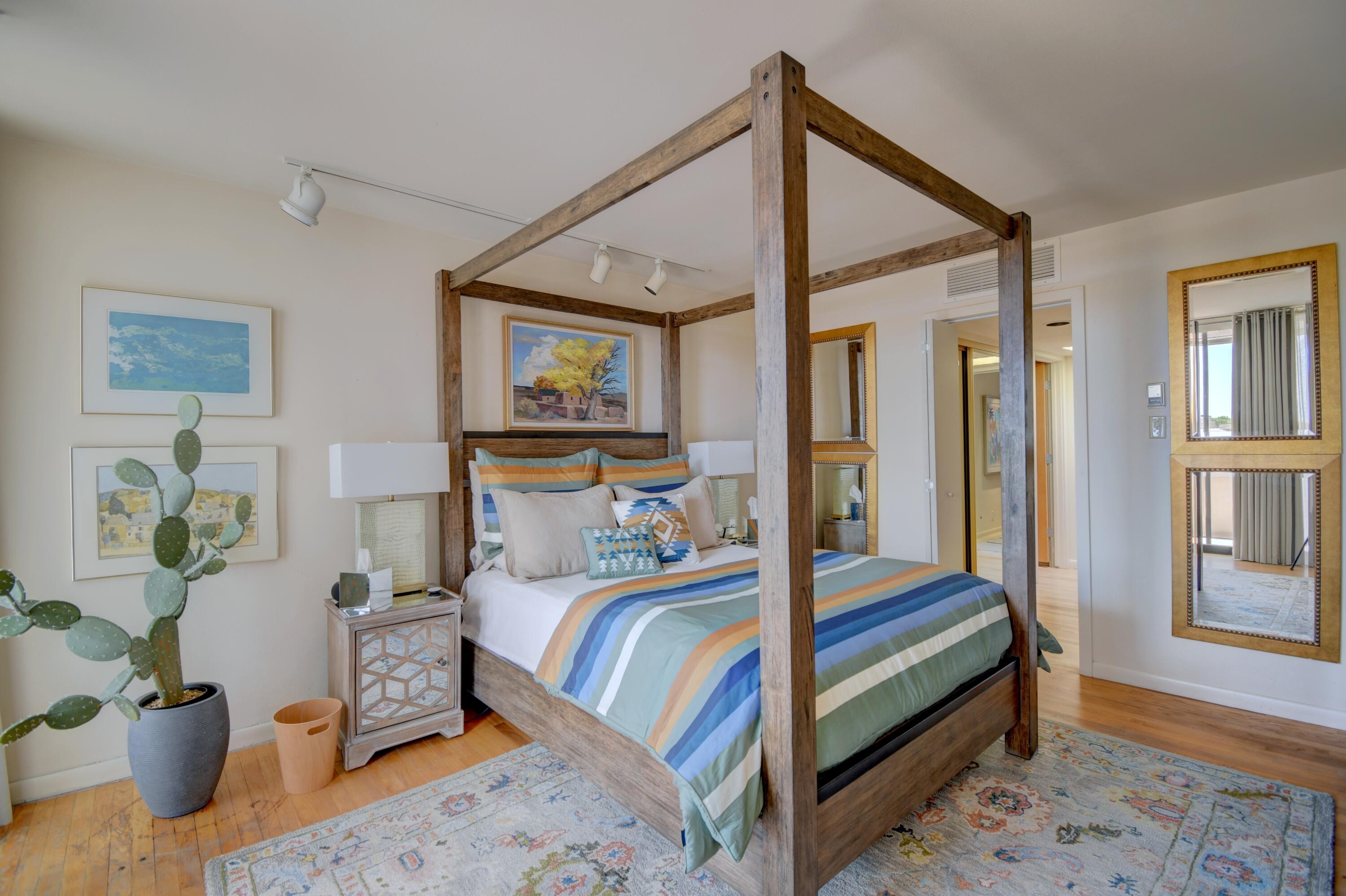 3 ARCO Court NW