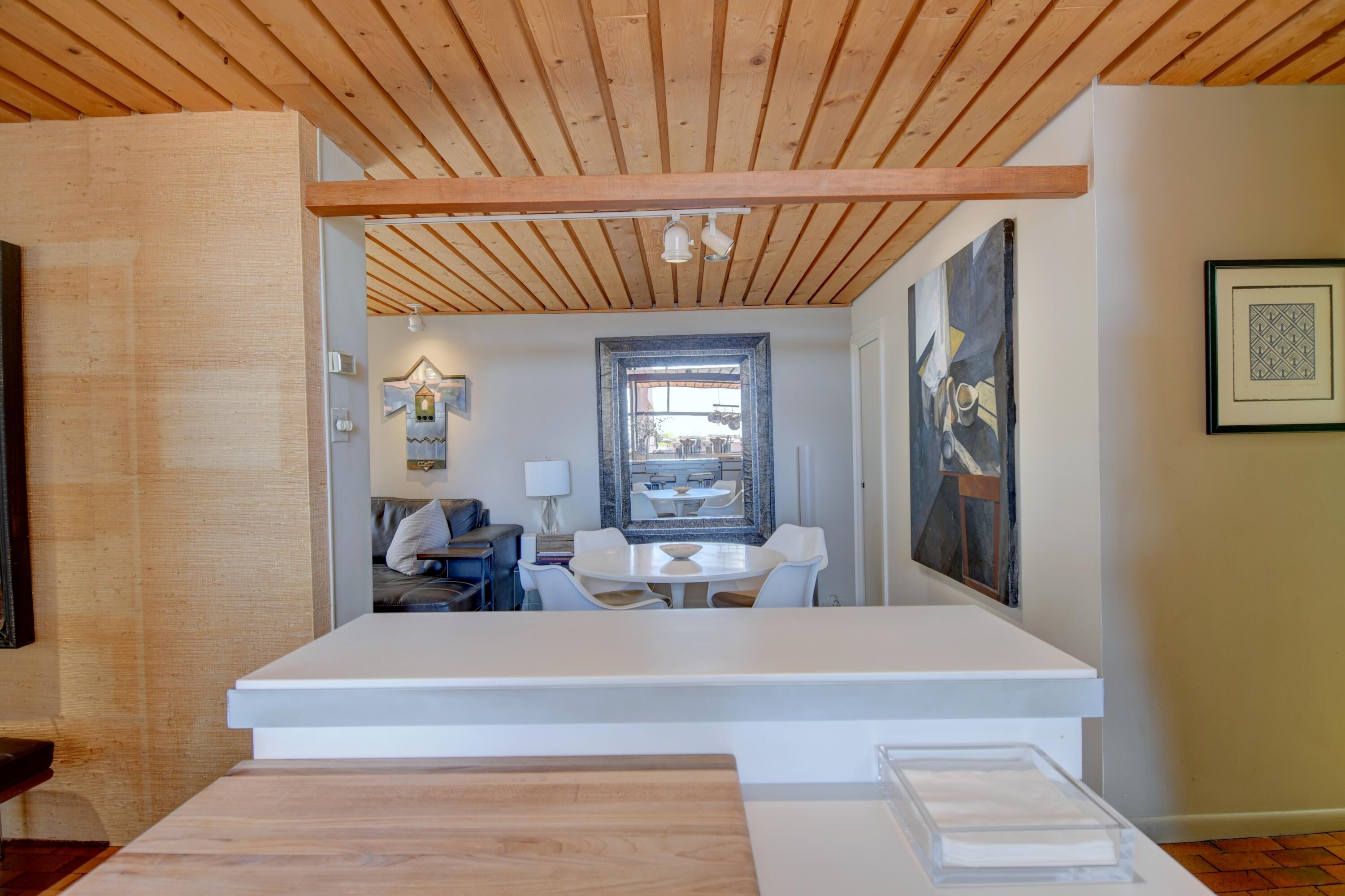 3 ARCO Court NW