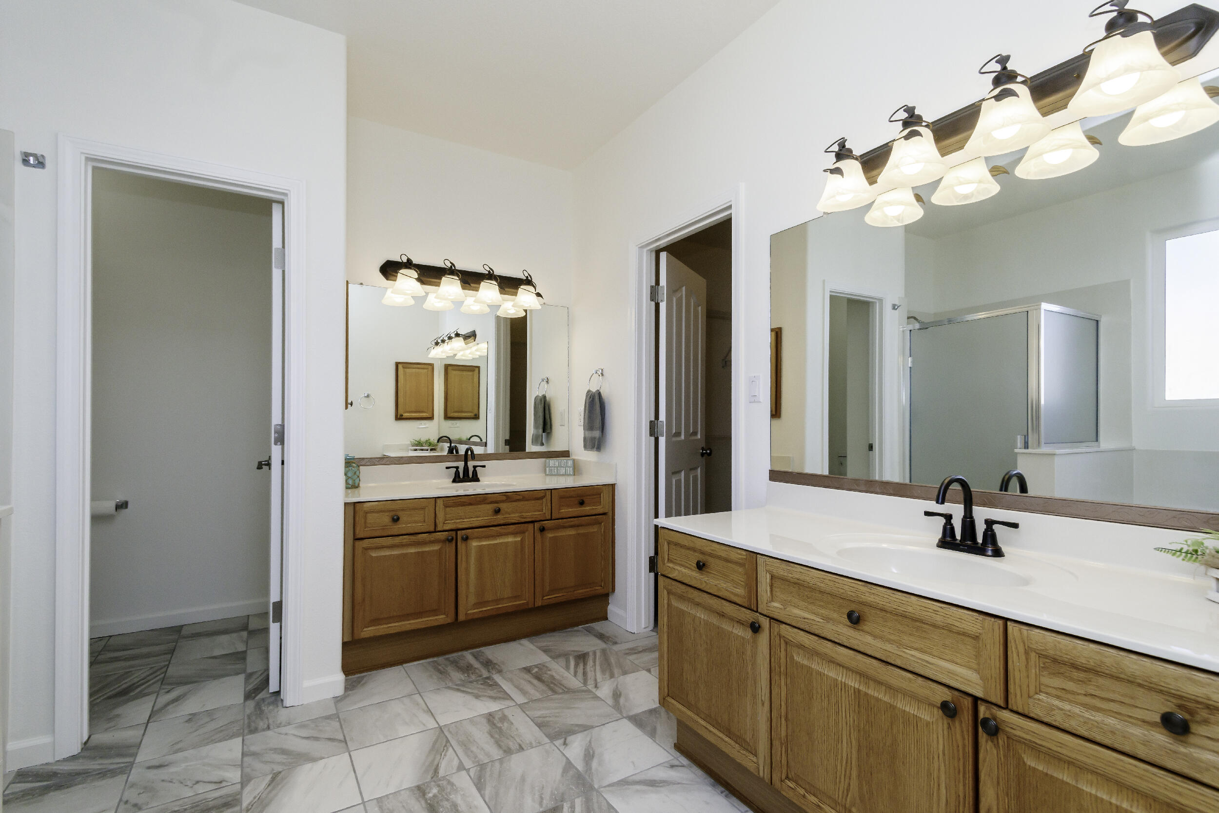 5000 NIGHT HAWK Drive NE