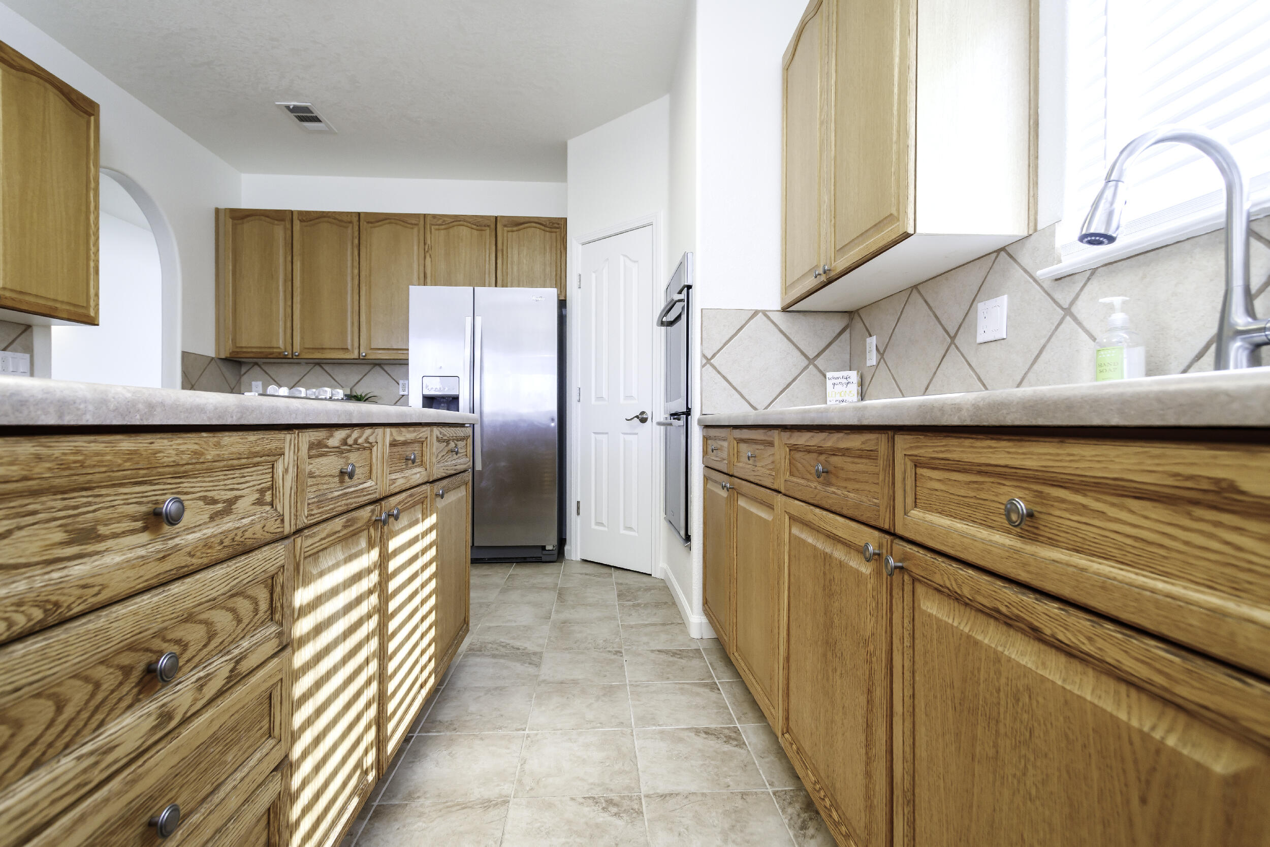 5000 NIGHT HAWK Drive NE