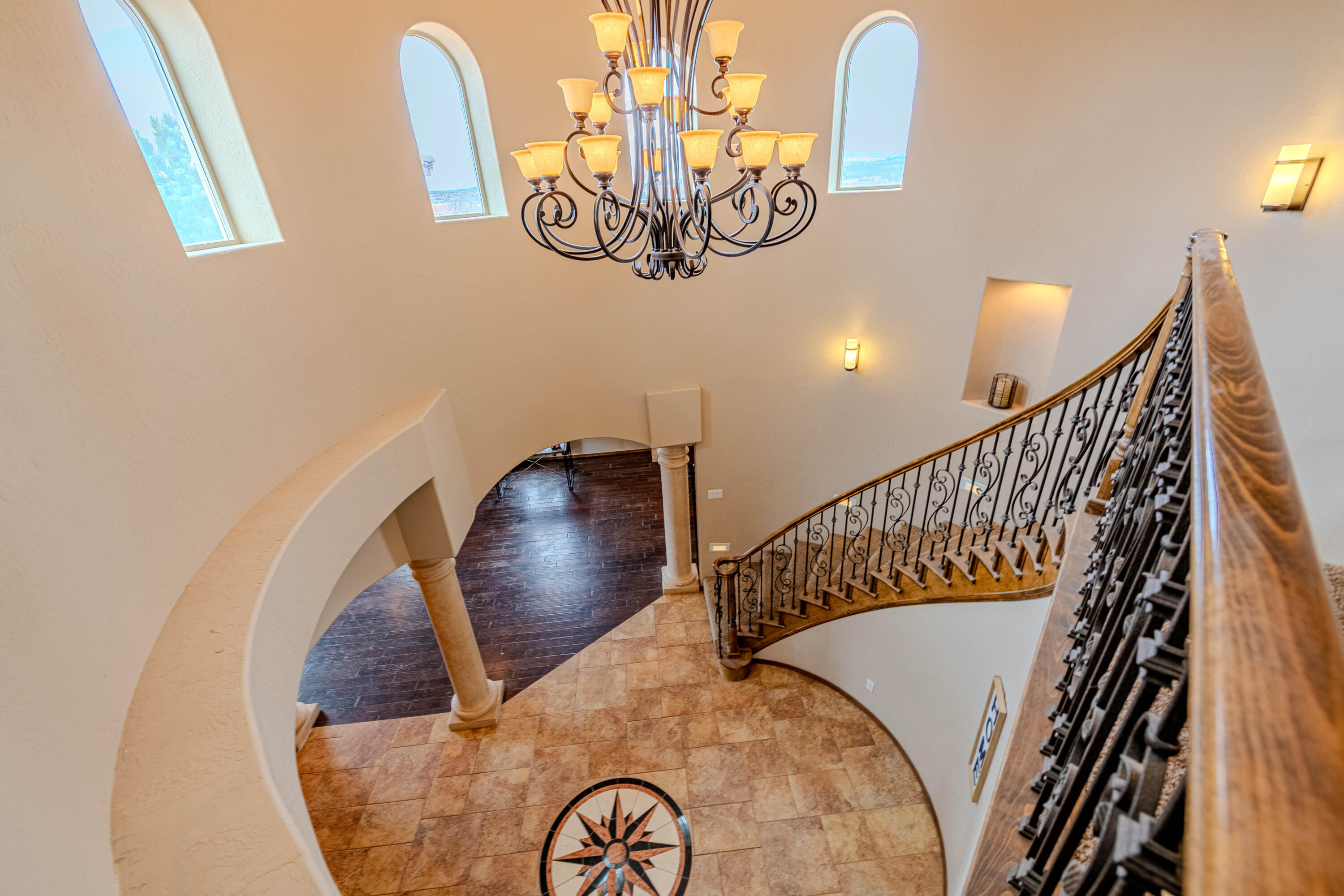 5016 FRONTIER Road NE