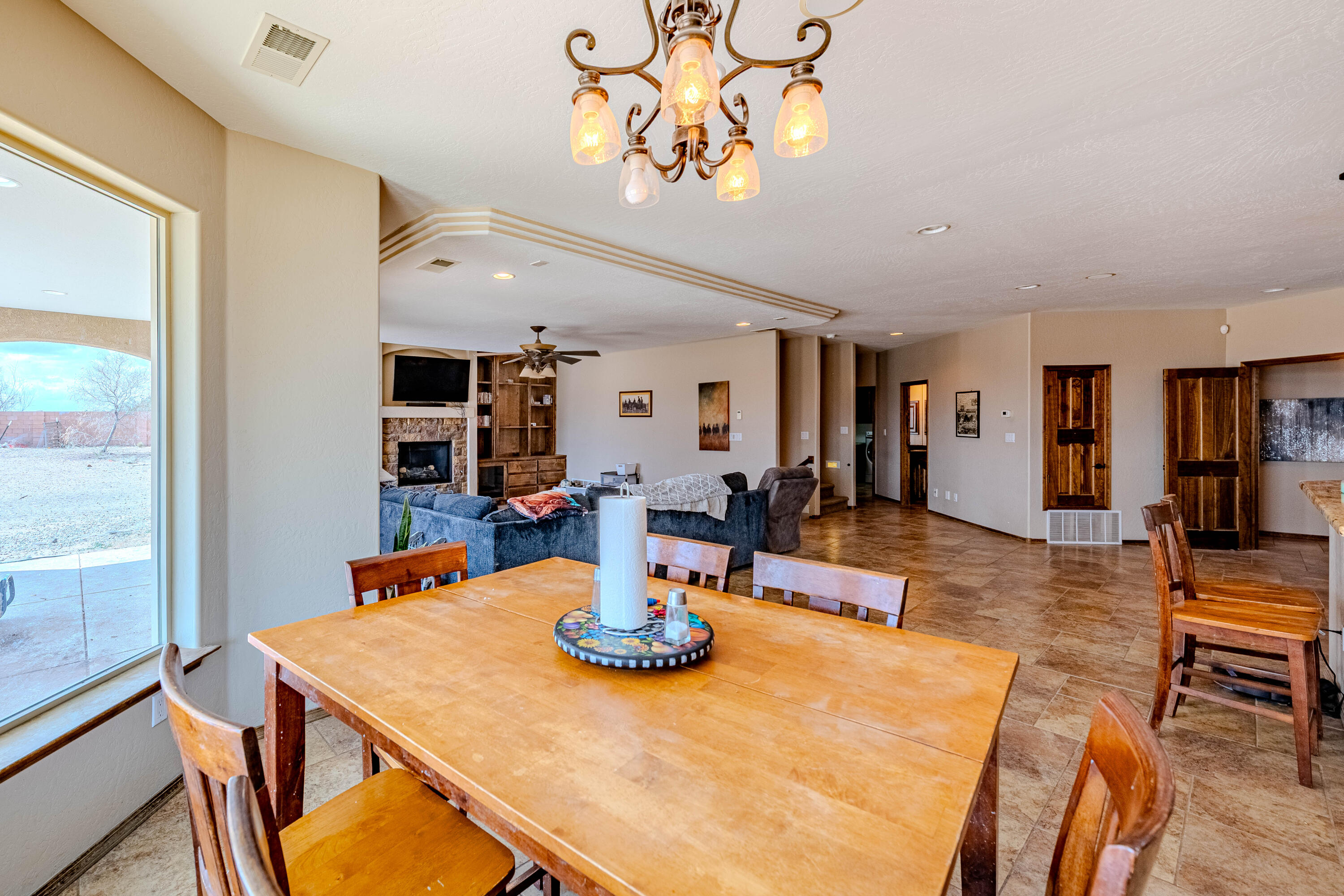 5016 FRONTIER Road NE