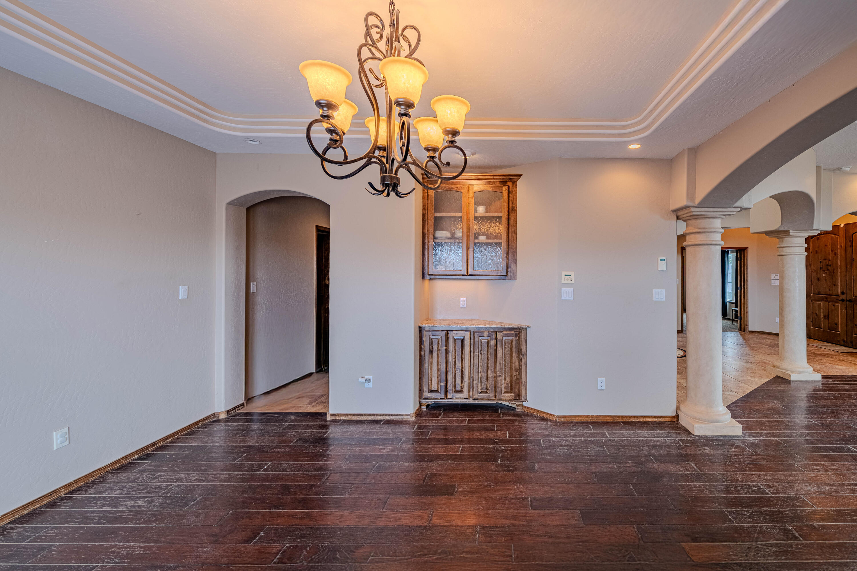 5016 FRONTIER Road NE