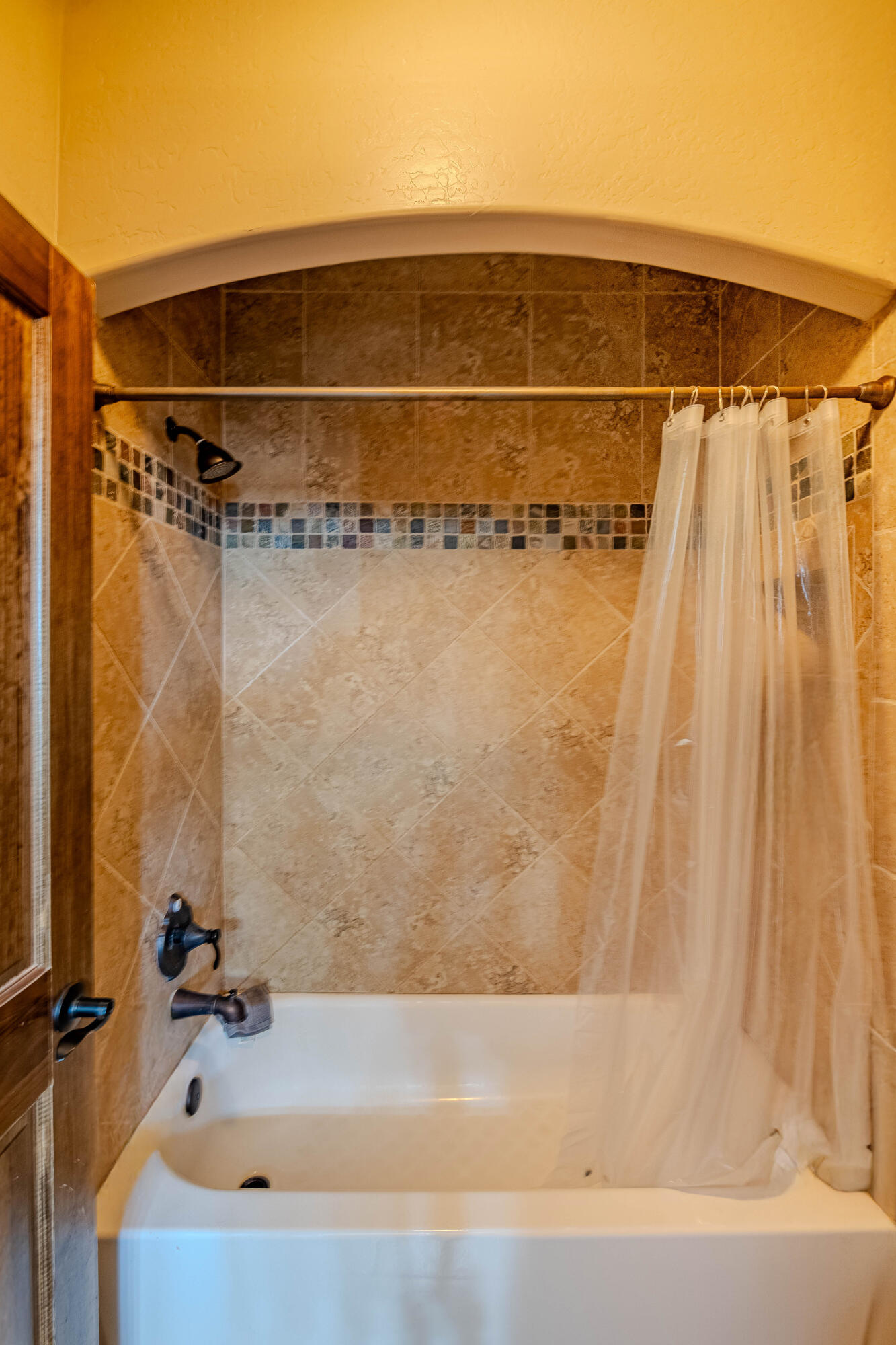 5016 FRONTIER Road NE