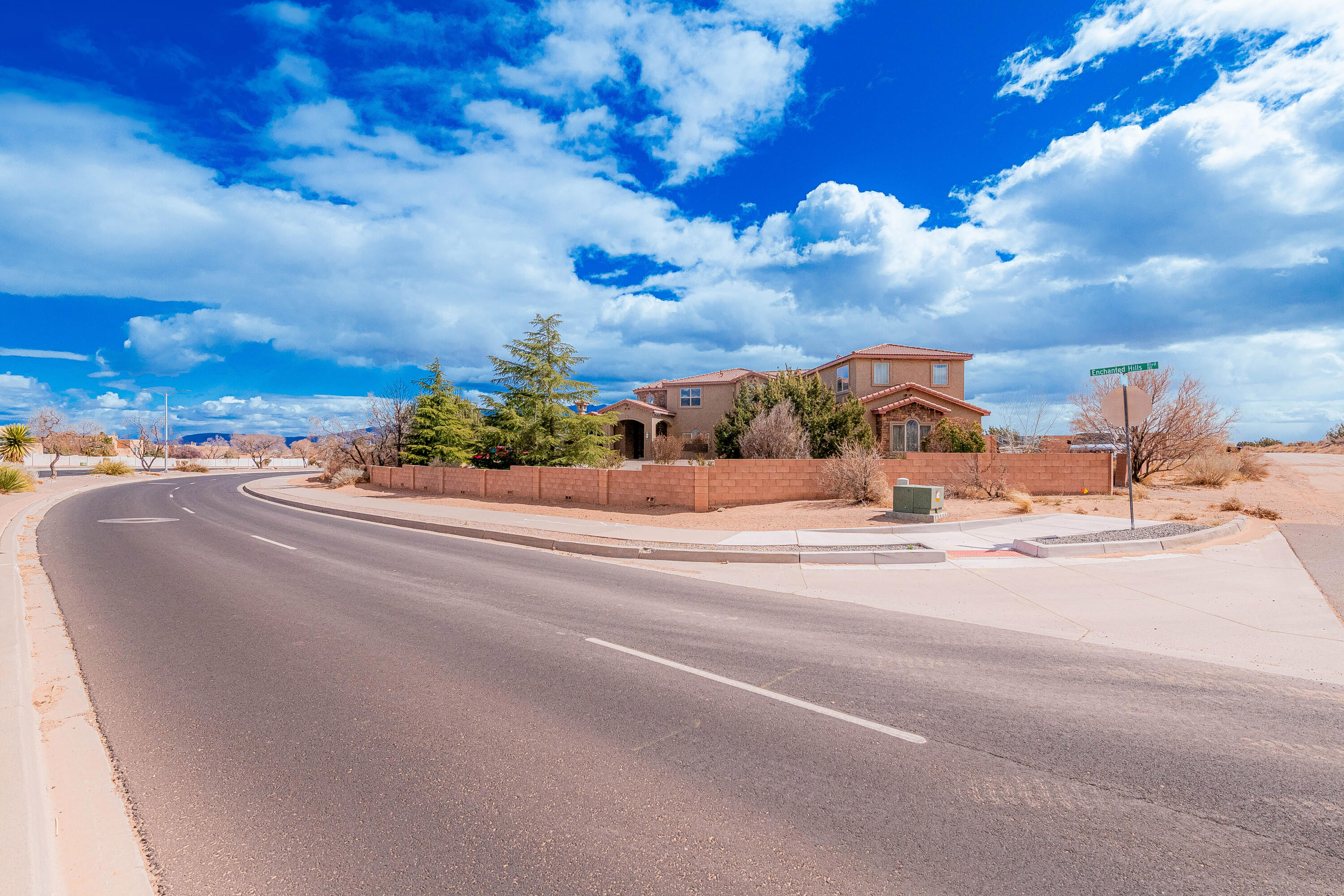 5016 FRONTIER Road NE